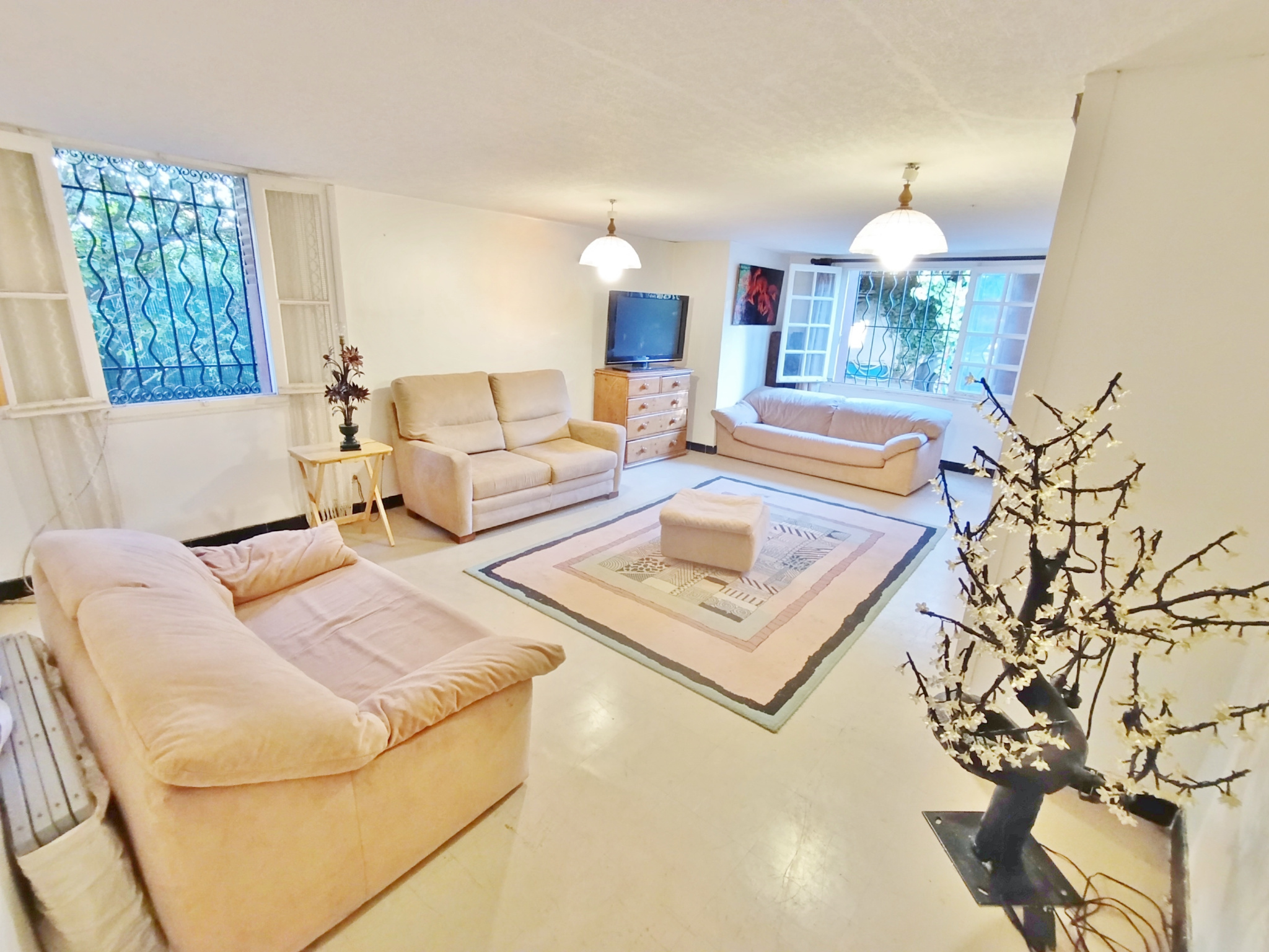 VILLA proche CENTRE-VILLE – FORT POTENTIEL