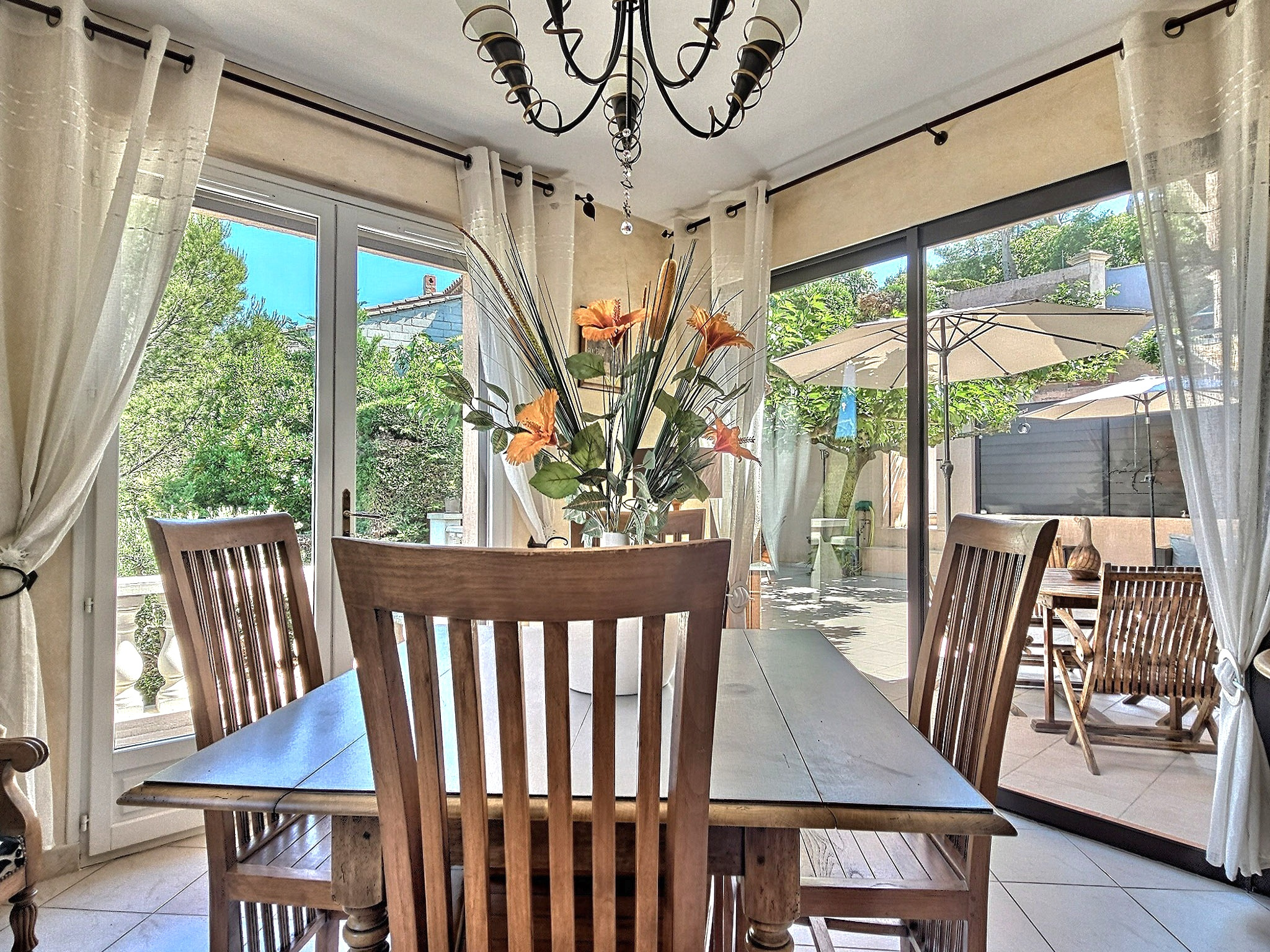 Superbe Villa avec piscine et pool house