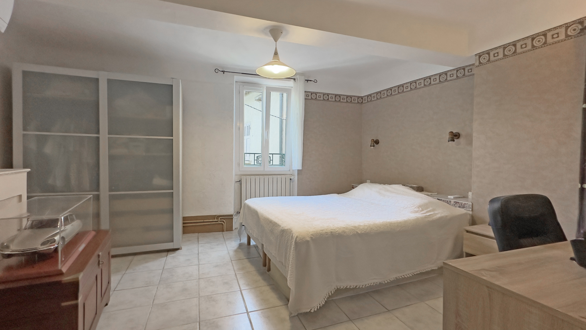 Maison 3 chambres   Garage – Parking – 115 m2