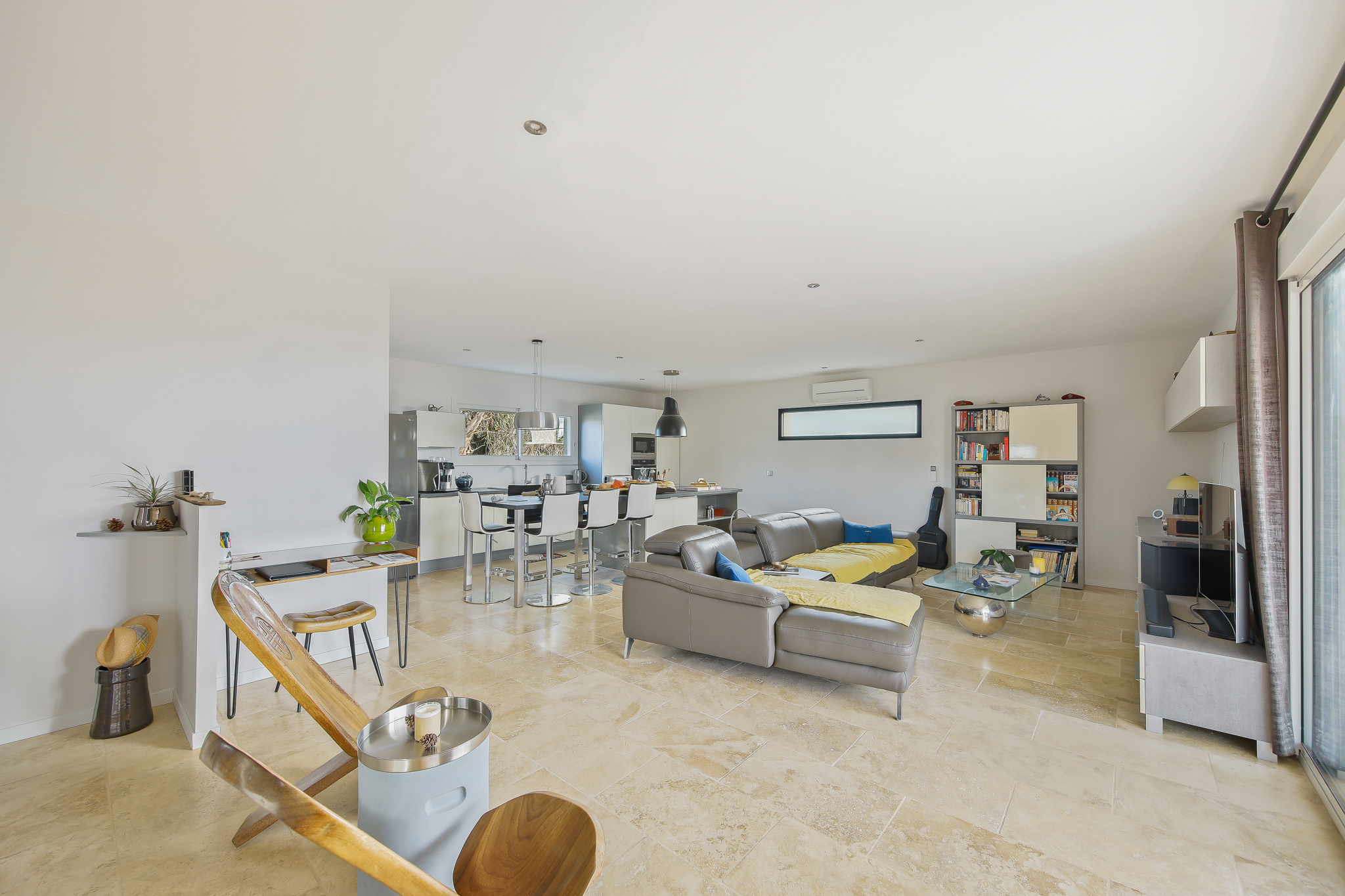 COUP DE COEUR  – GIENS – VILLA T7 VUE MER ET MARAIS