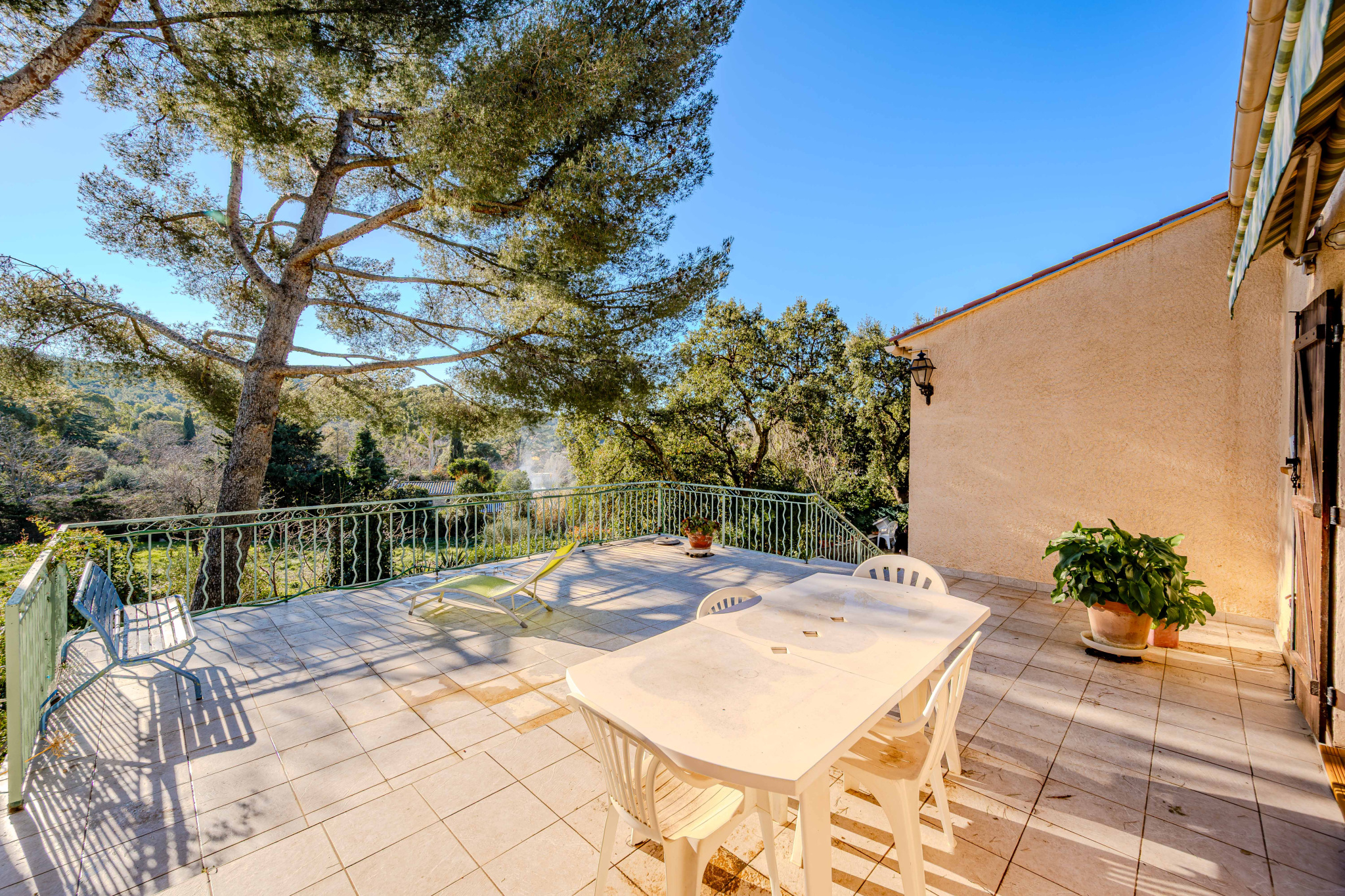 MAISON PLAIN PIED AU CALME – MER A PIED