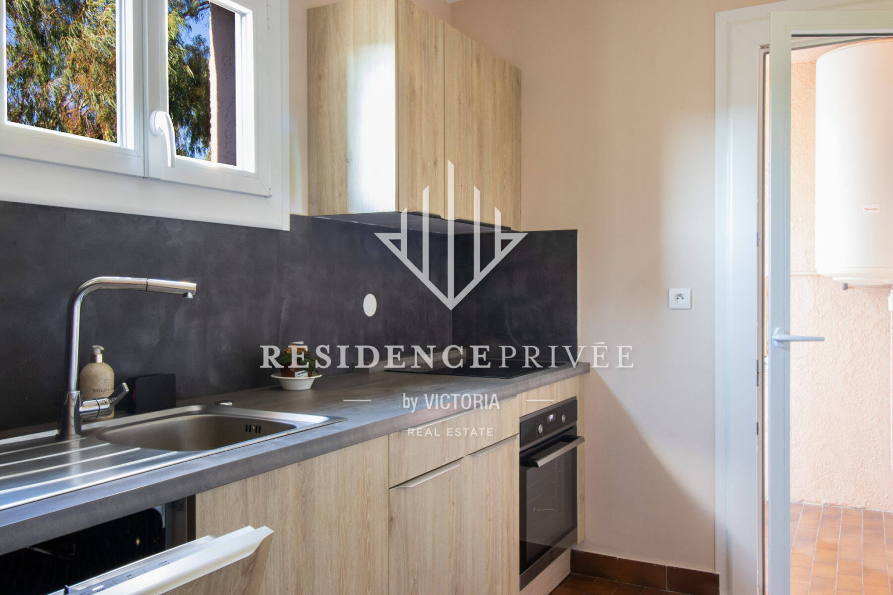 Appartement 3 pièces avec balcon et parking