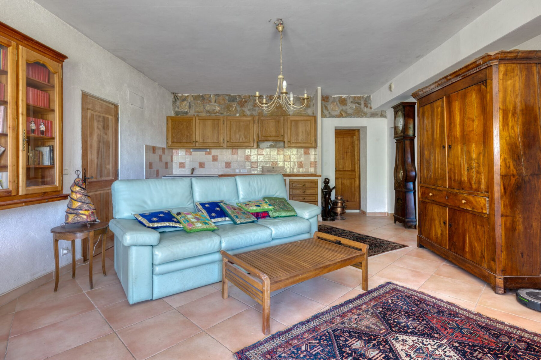 2 Maisons, 2 piscines, atelier indépendant et près de 3ha de