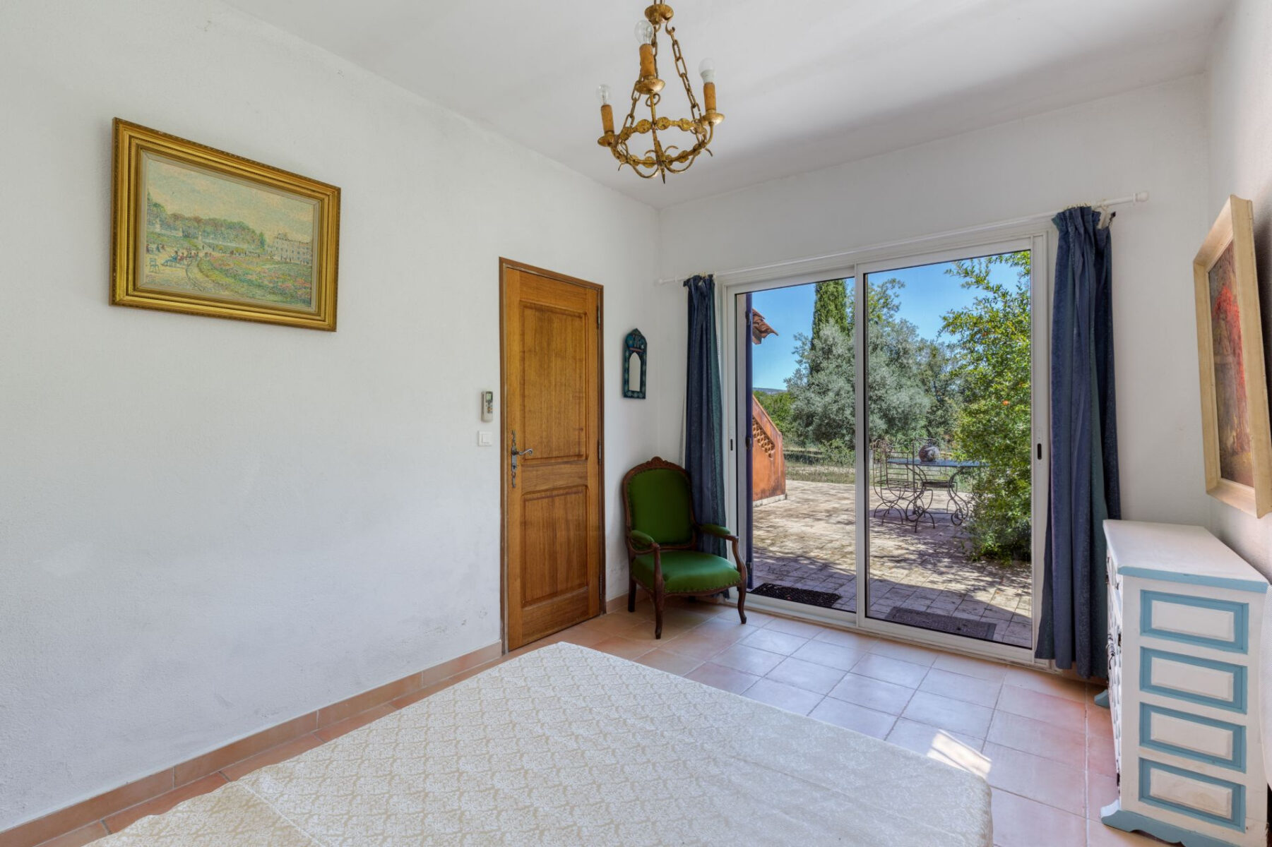 2 Maisons, 2 piscines, atelier indépendant et près de 3ha de