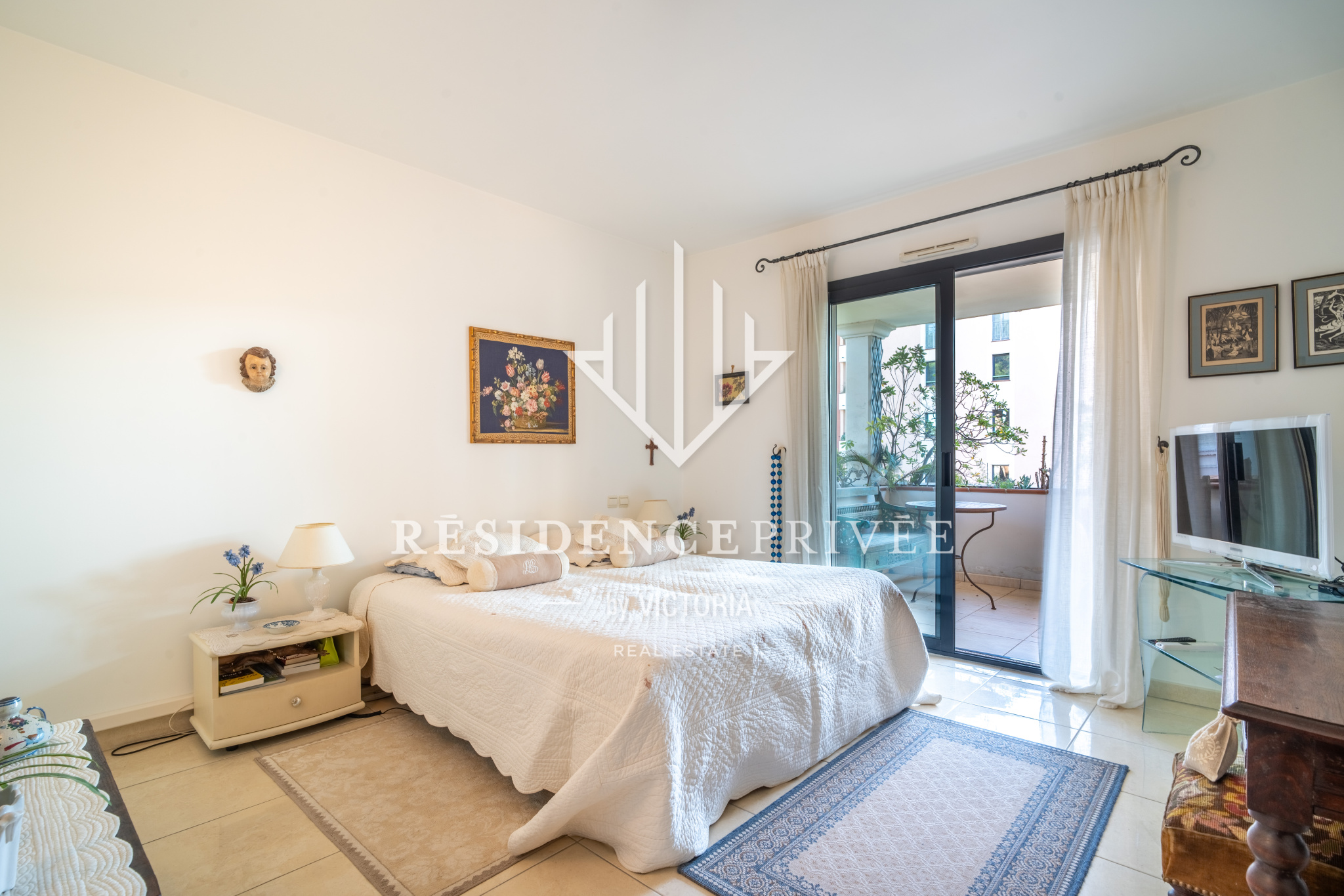 Appartement 5 pièces Terrasse, Piscine et Garage sur le Port de Hyères