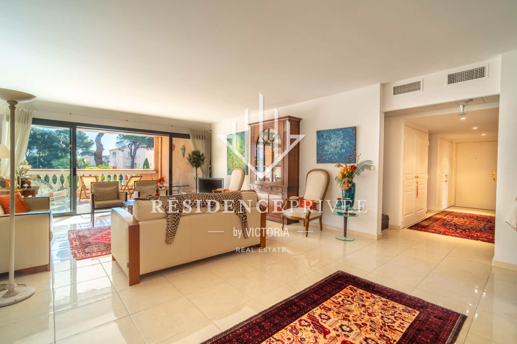 Appartement 5 pièces Terrasse, Piscine et Garage sur le Port