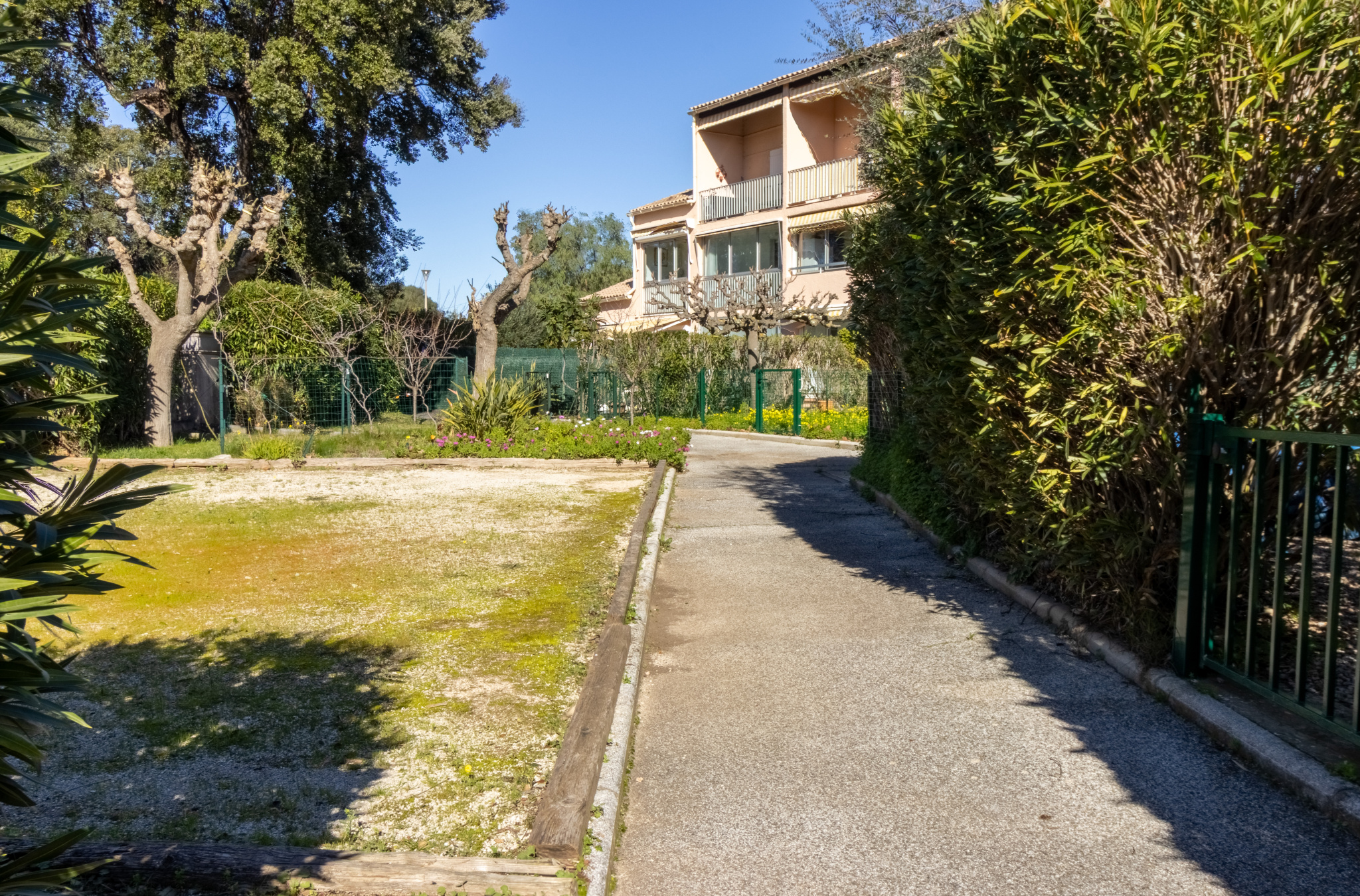 A deux pas de la plage, avec jardin et parking privatif