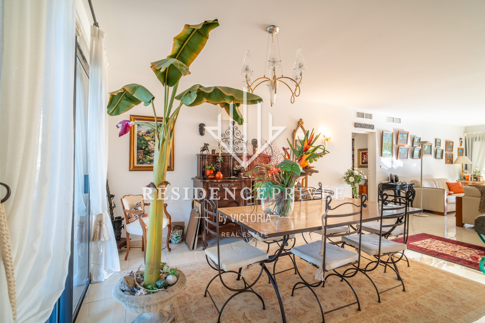 Appartement 5 pièces Terrasse, Piscine et Garage sur le Port de Hyères