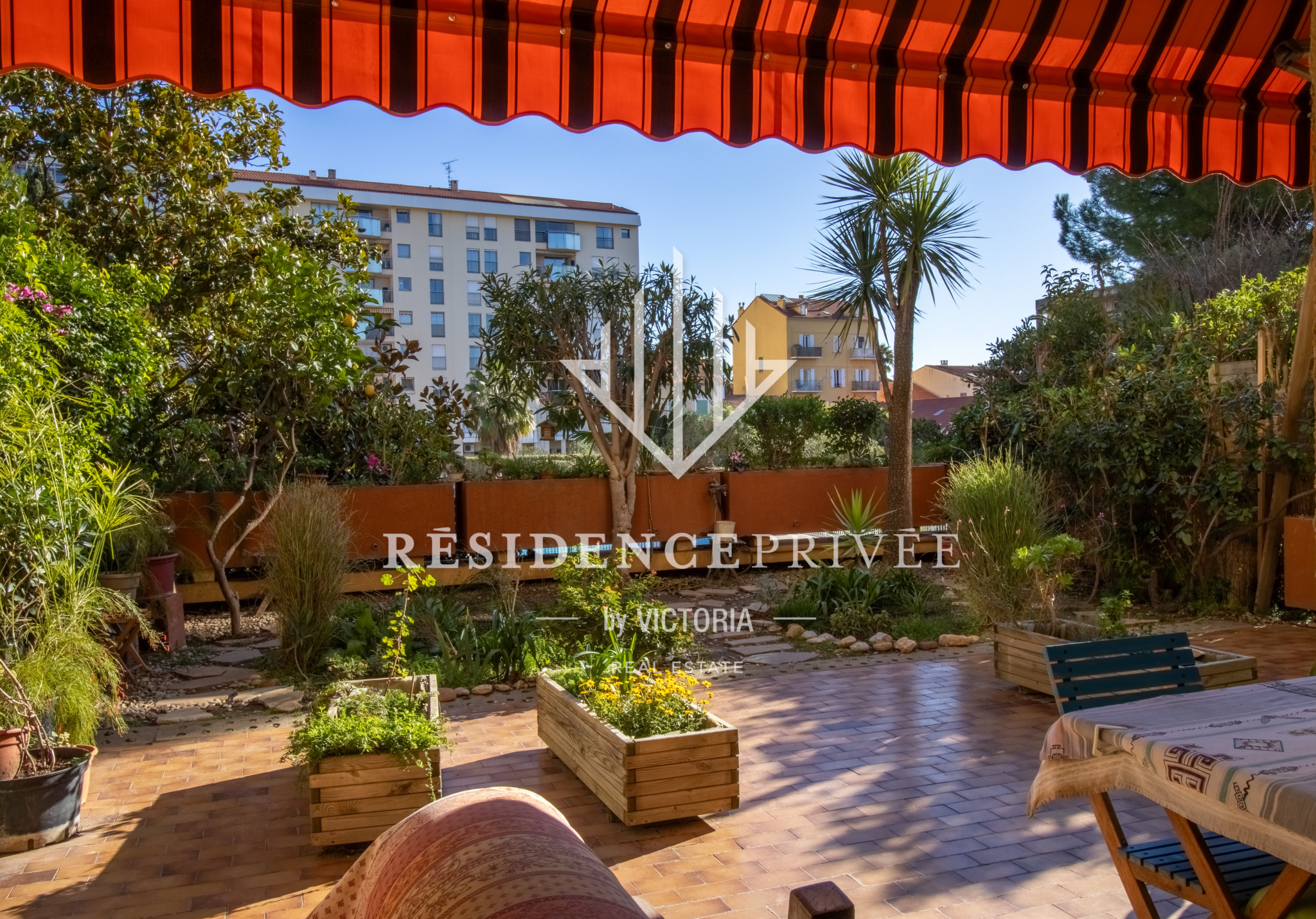 Appartement Rez-de-jardin avec Piscine et Tennis