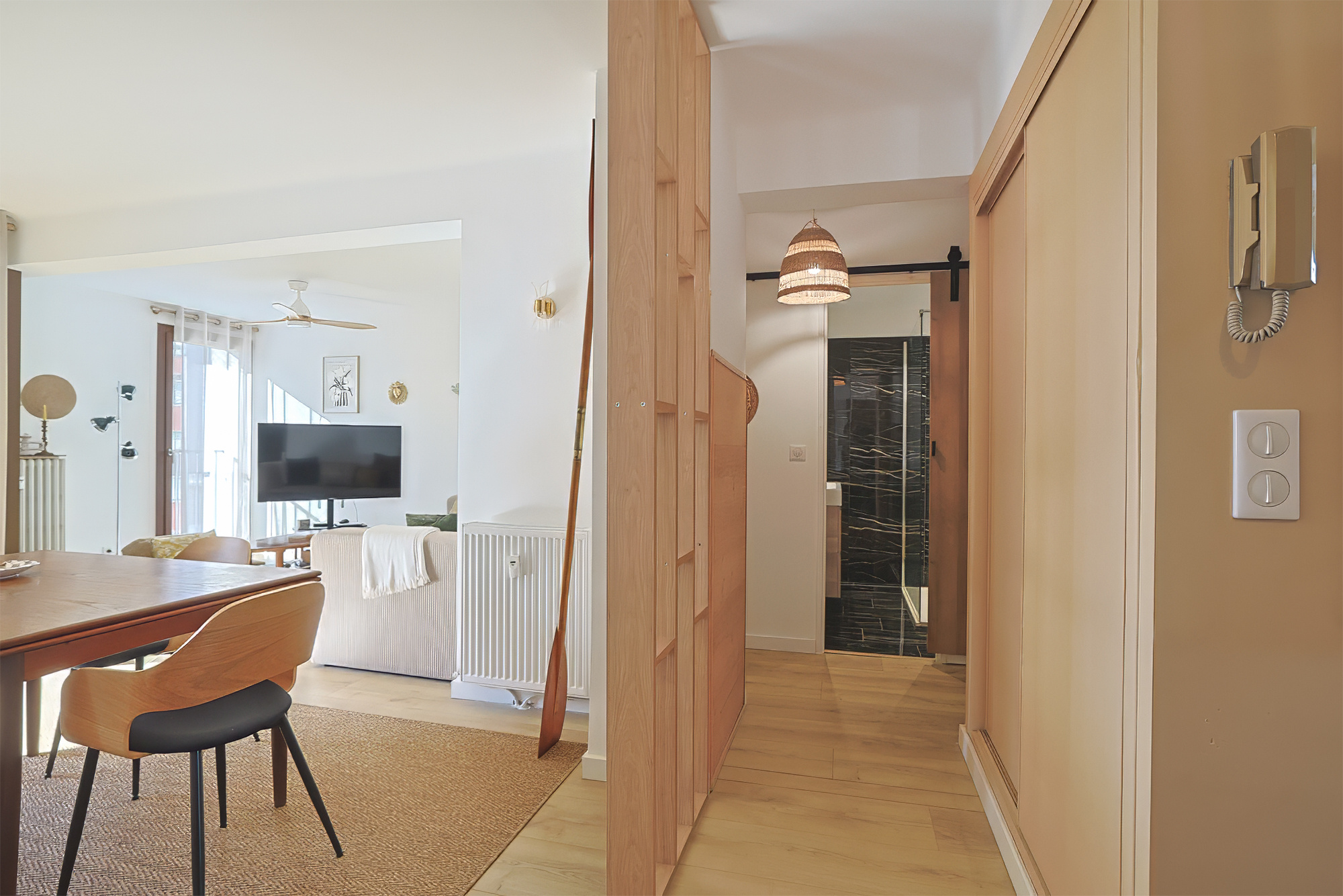 Hyères   Centre-ville : T3 lumineux entièrement rénové, parking, ascenseur, coup de cœur assuré