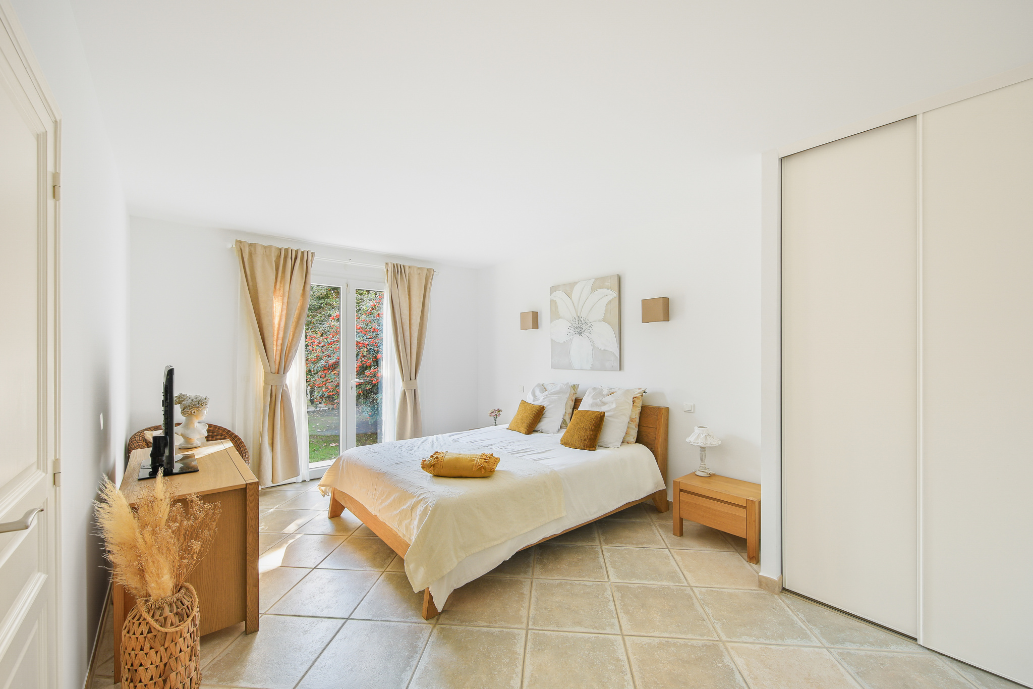 MAGNIFIQUE VILLA COUP DE COEUR A CARQUEIRANNE