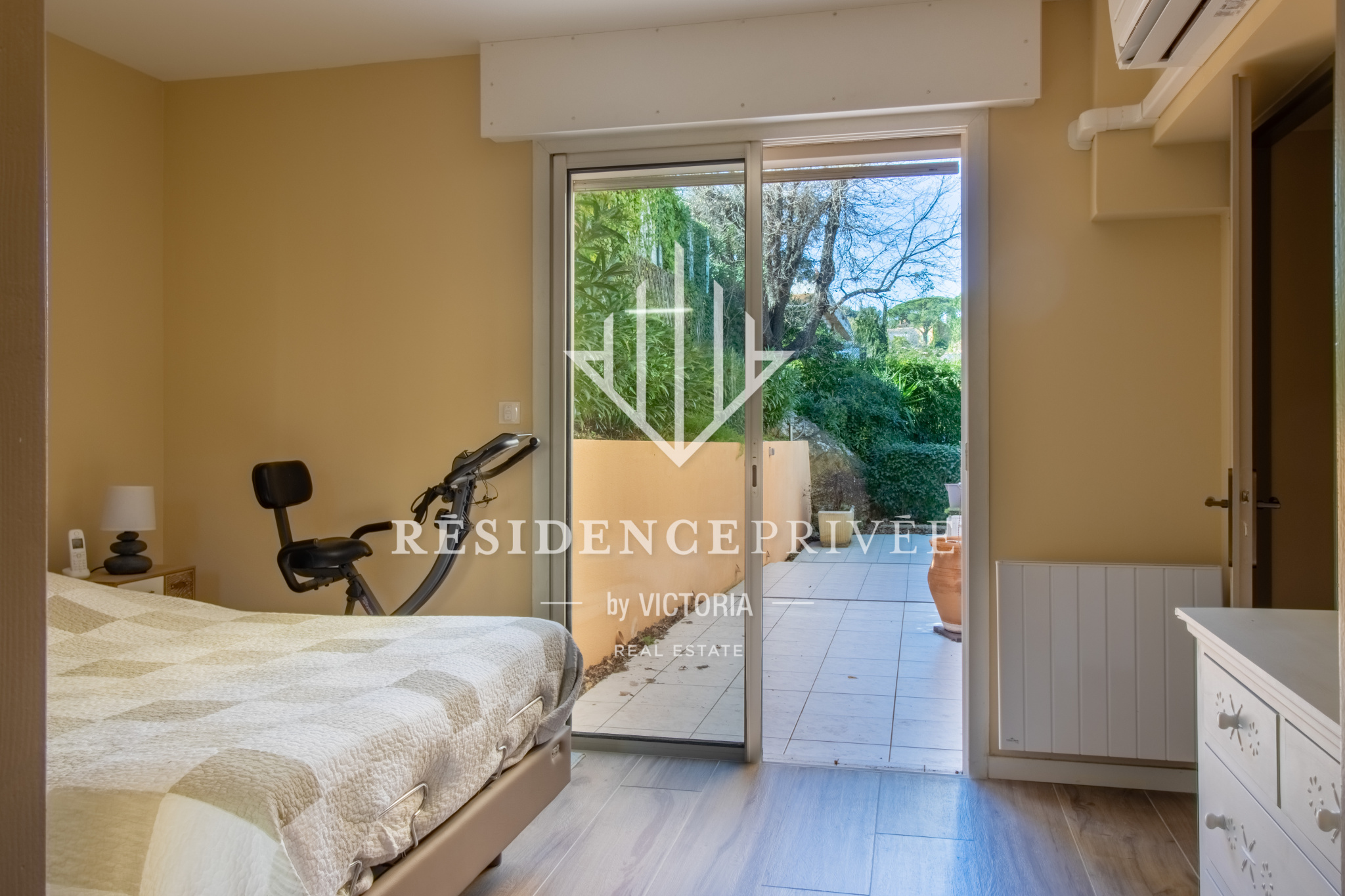 Rez-de-jardin en centre ville, au calme avec 3 chambres