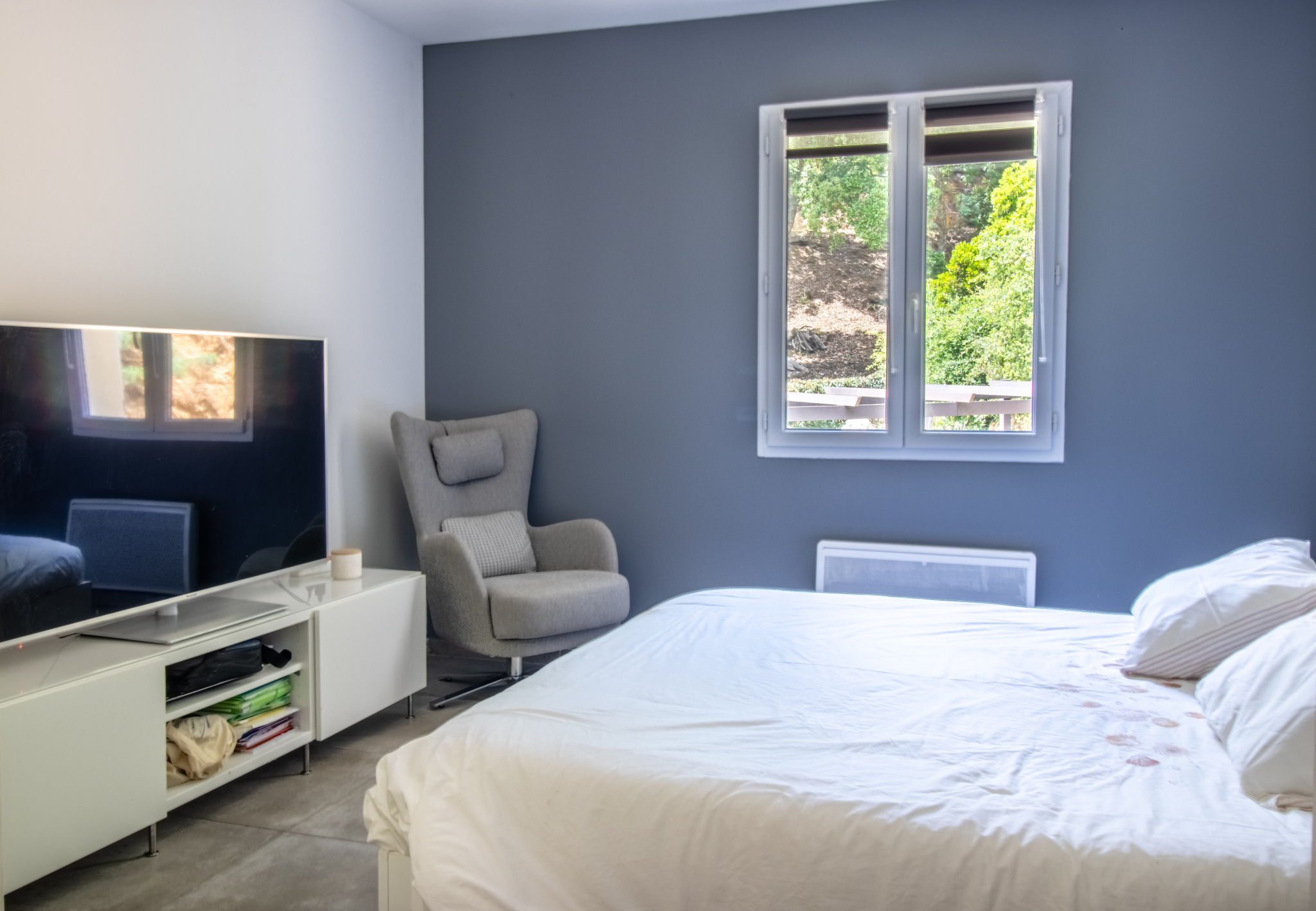 Villa en impasse avec dépendance et piscine