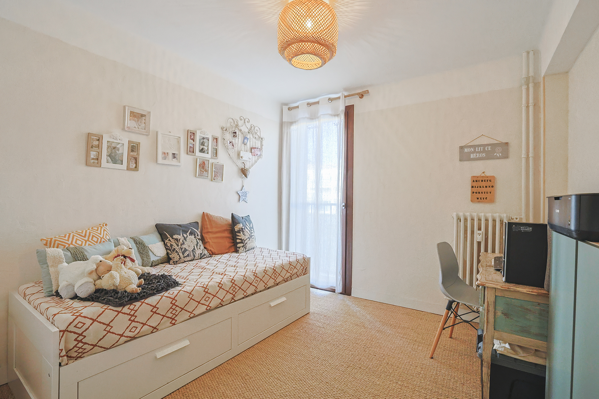 Hyères   Centre-ville : T3 lumineux entièrement rénové, parking, ascenseur, coup de cœur assuré