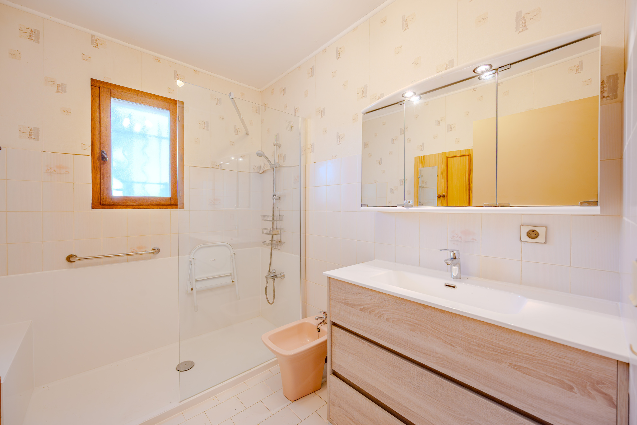 MAISON PLAIN PIED AU CALME – MER A PIED