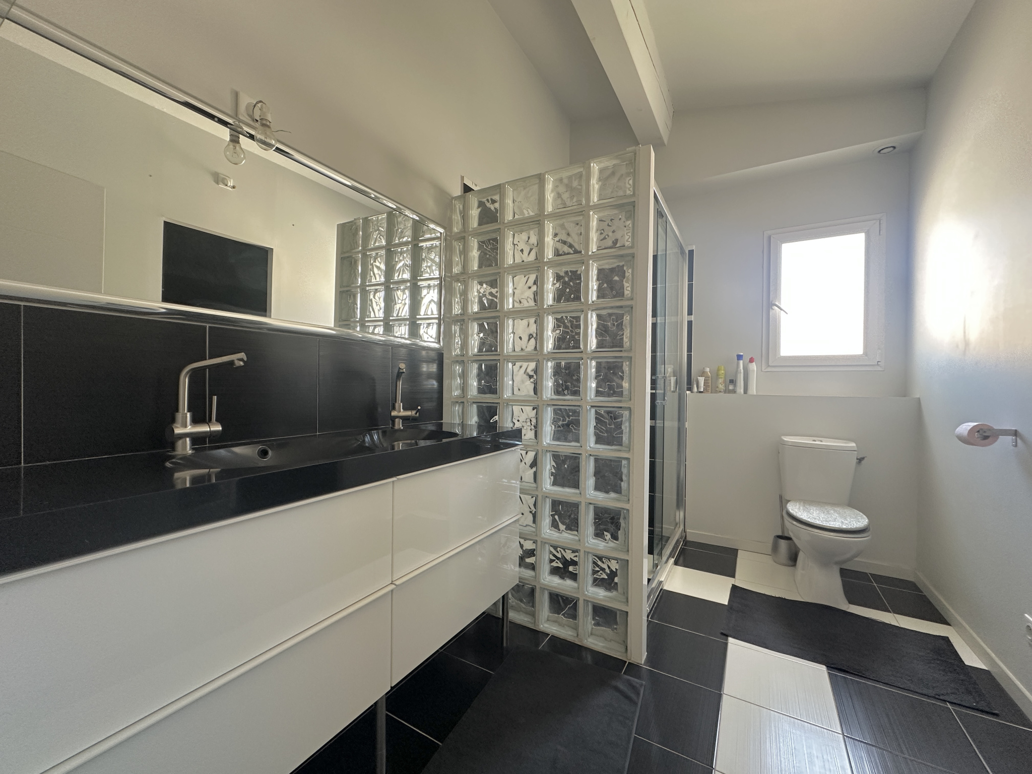 Maison individuelle de 6 pièces (135 m2) à Pierrefeu du Var