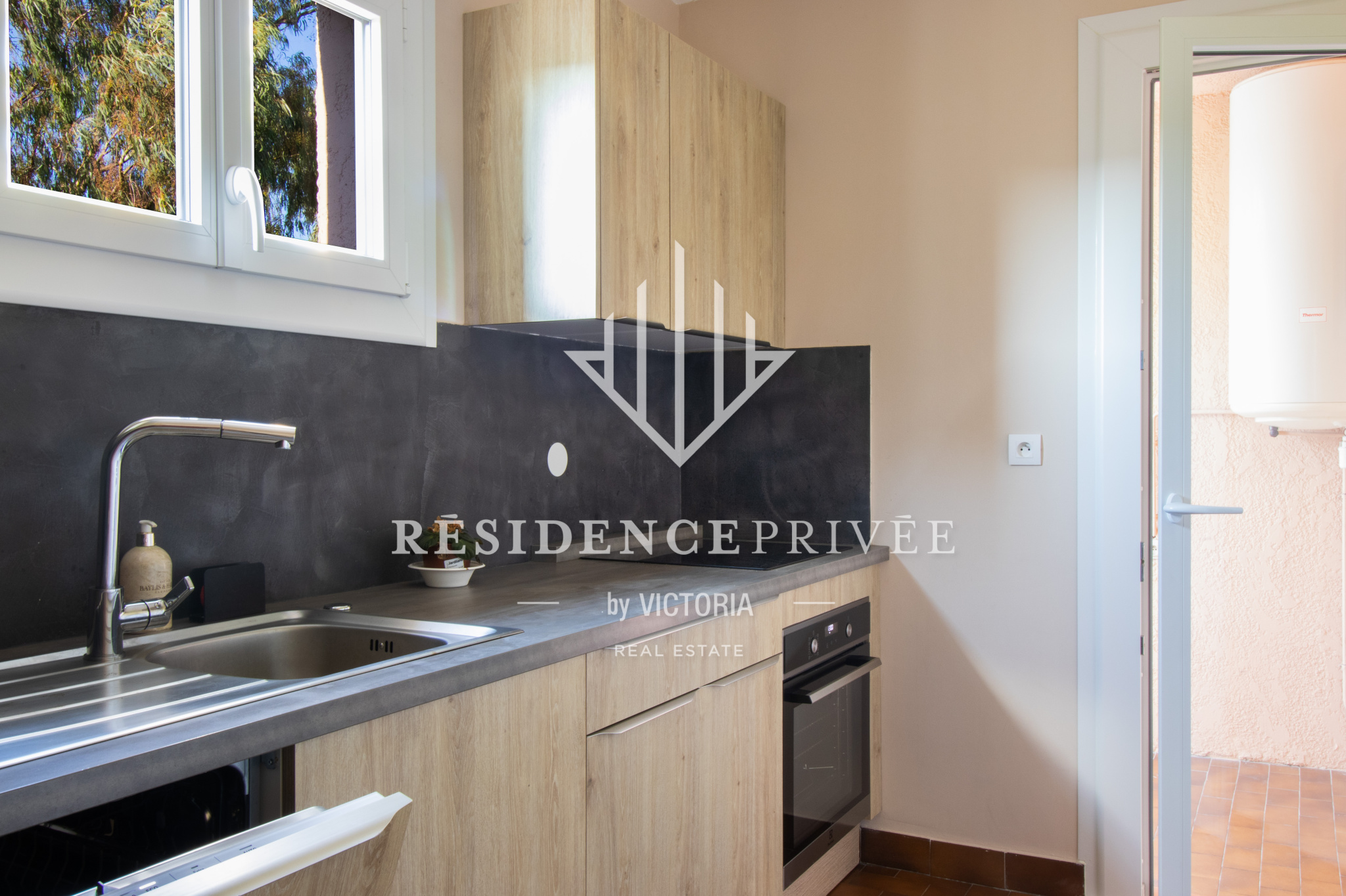 Appartement 3 pièces avec balcon et parking