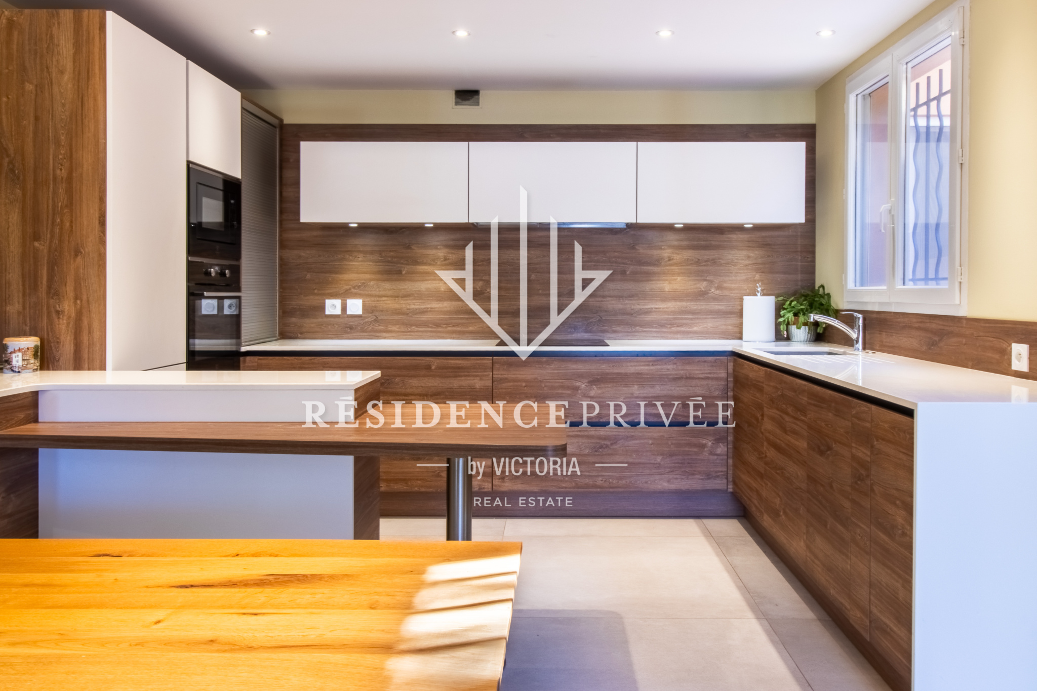 Rez-de-jardin en centre ville, au calme avec 3 chambres