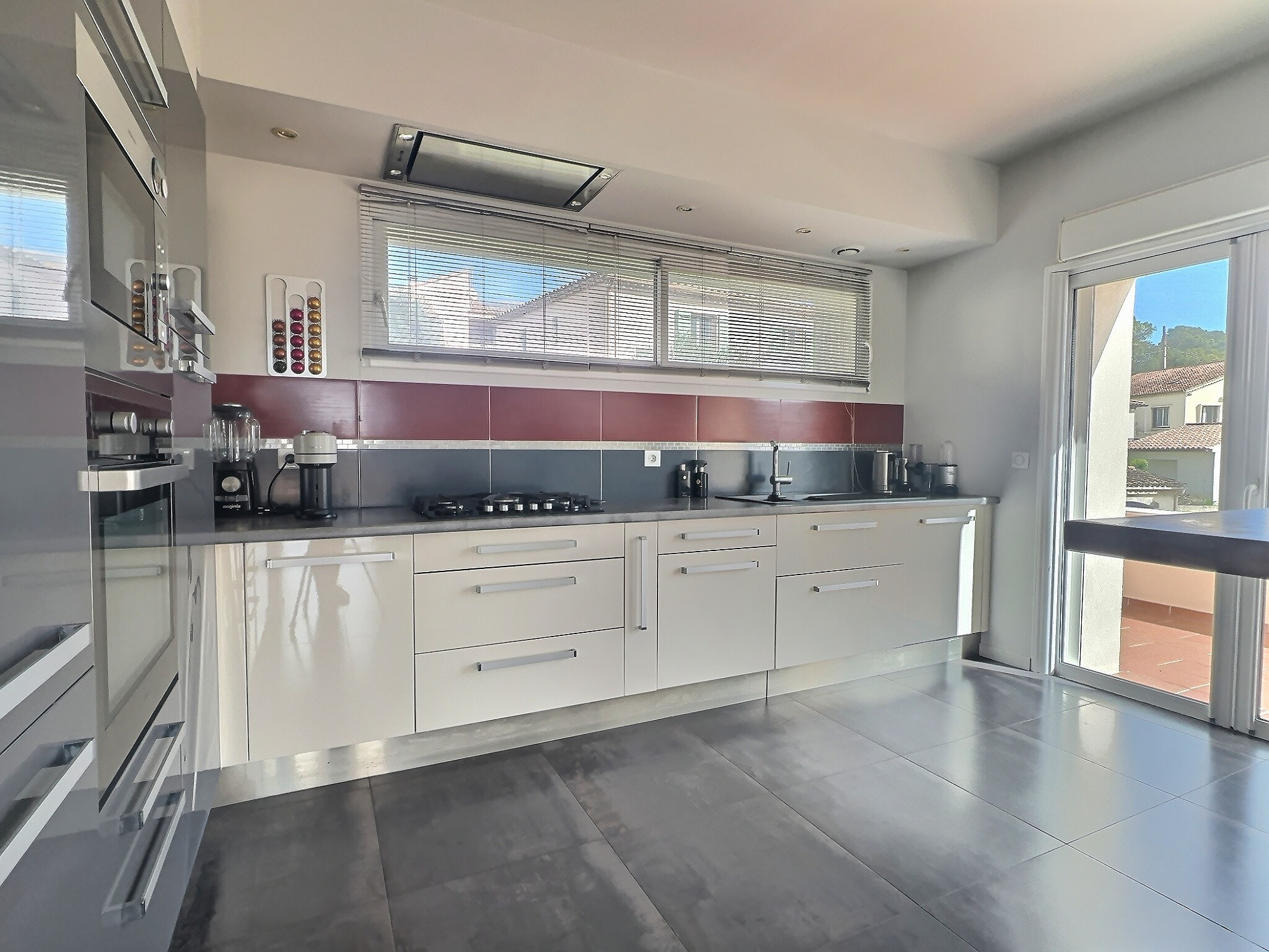 Maison individuelle de 6 pièces (135 m2) à Pierrefeu du Var