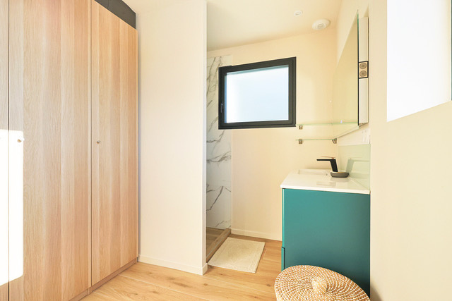 Villa Moderne de 133m2, entièrement rénovée avec garage et terrain 530 m2 . Quartier recherché de Hyères au ca