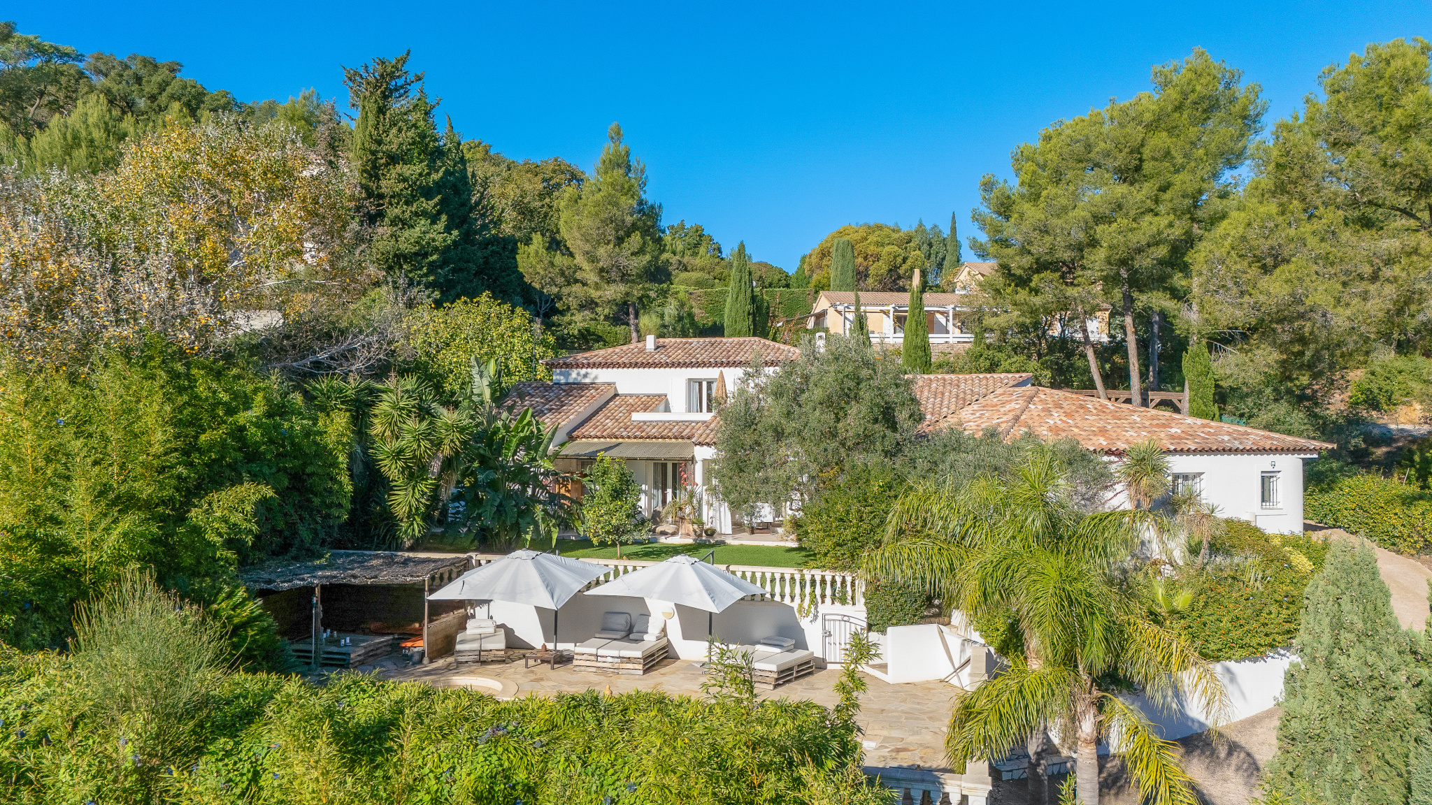 MAGNIFIQUE VILLA COUP DE COEUR A CARQUEIRANNE