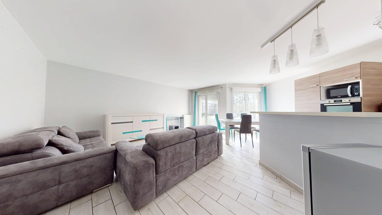 Appartement 3 pièces avec balcon et parking