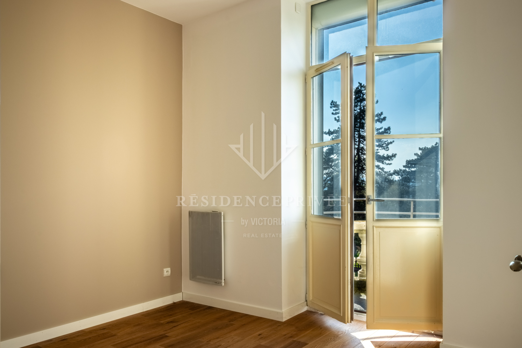 Appartement 2 pièces avec balcon et parking privatif