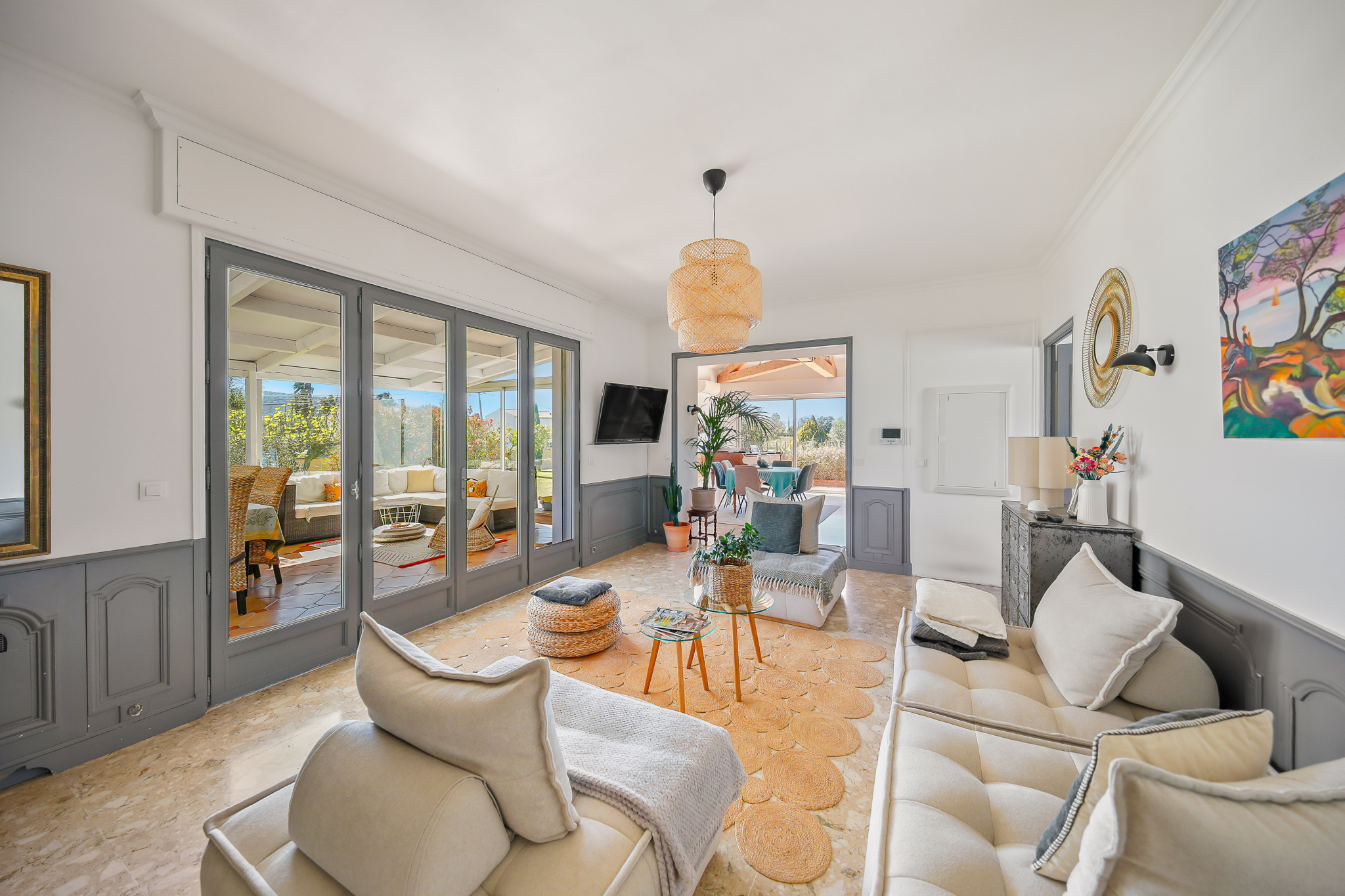 PROPRIETE D&rsquo;EXCEPTION AVEC VILLA ET ANNEXES