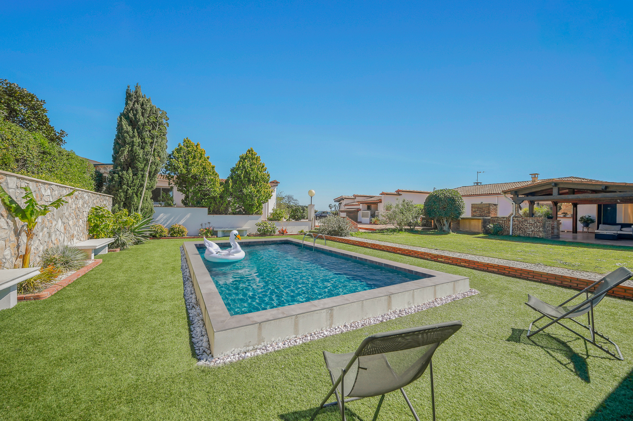 PROPRIETE D&rsquo;EXCEPTION AVEC VILLA ET ANNEXES