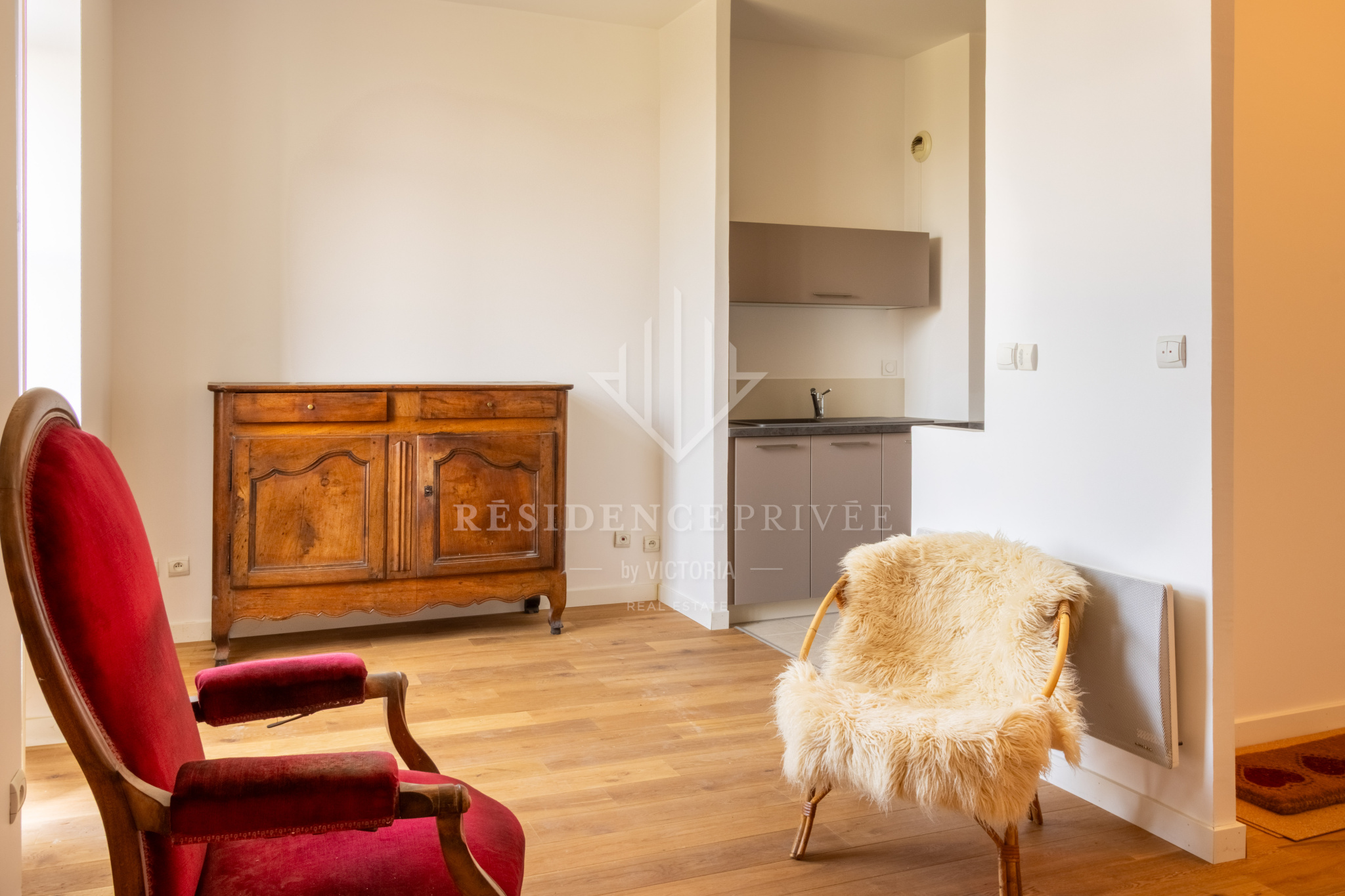 Appartement 2 pièces avec balcon et parking privatif