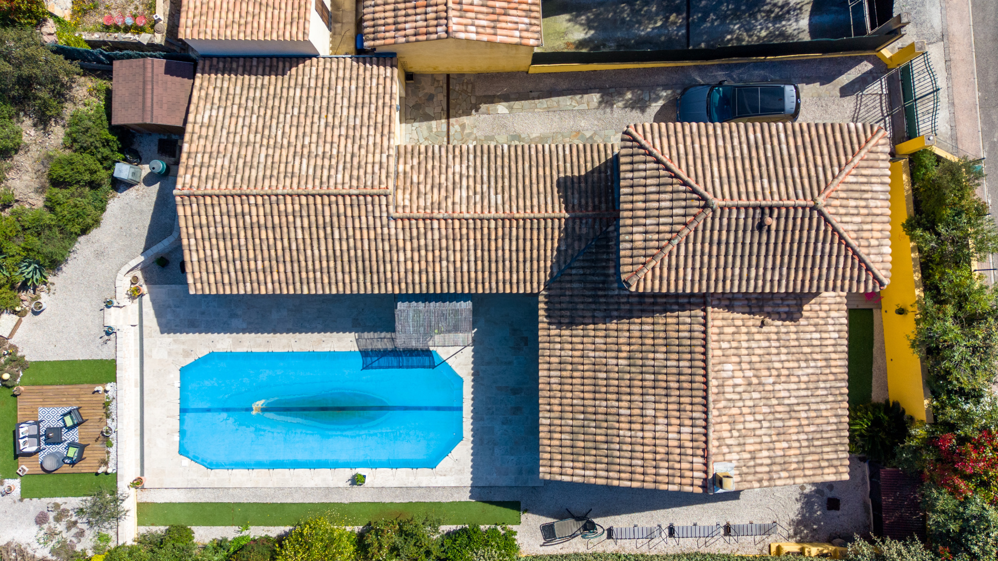 Villa avec dépendance, piscine et panorama
