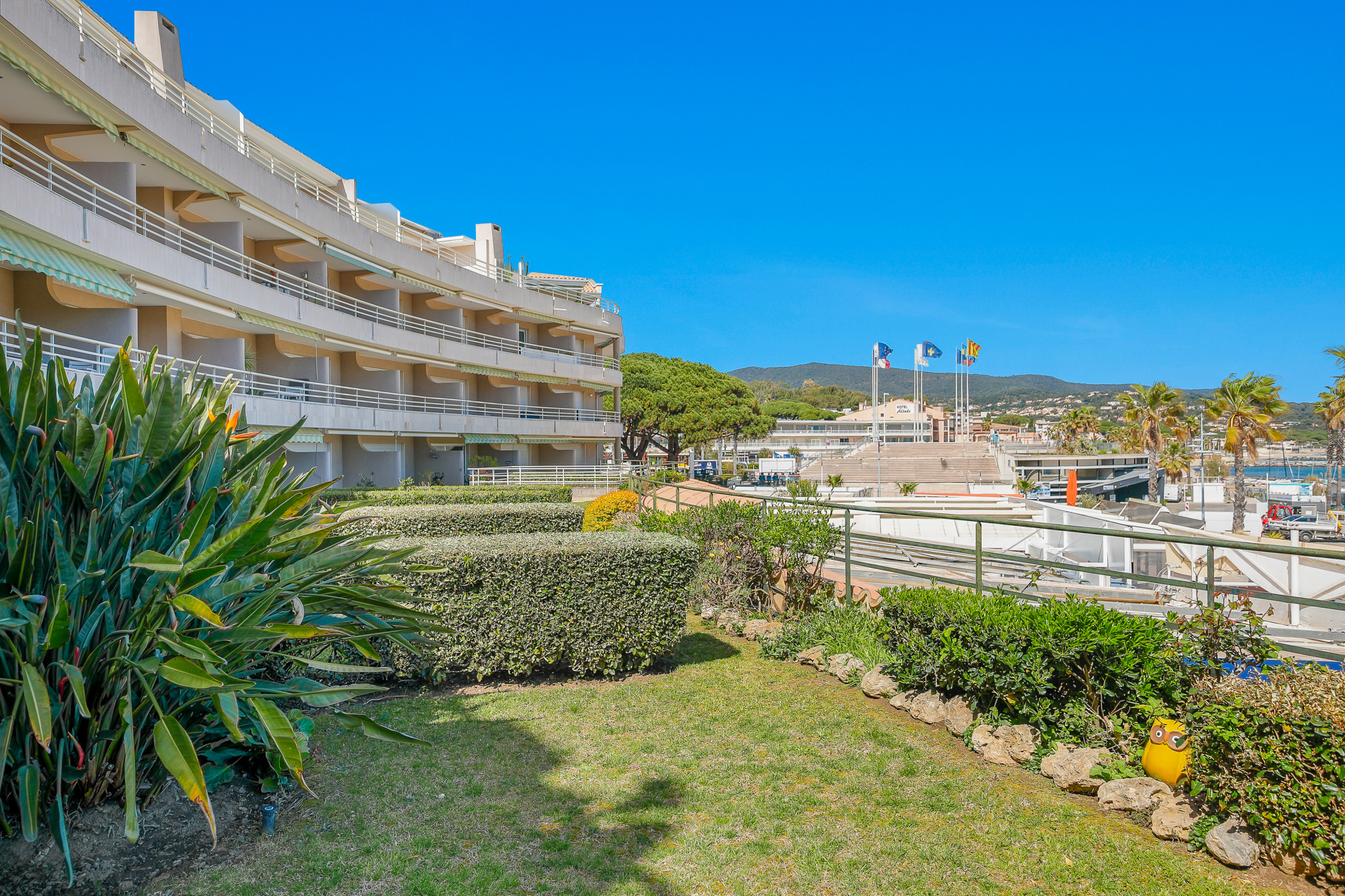 Luxe et élégance au cœur du port de Cavalaire