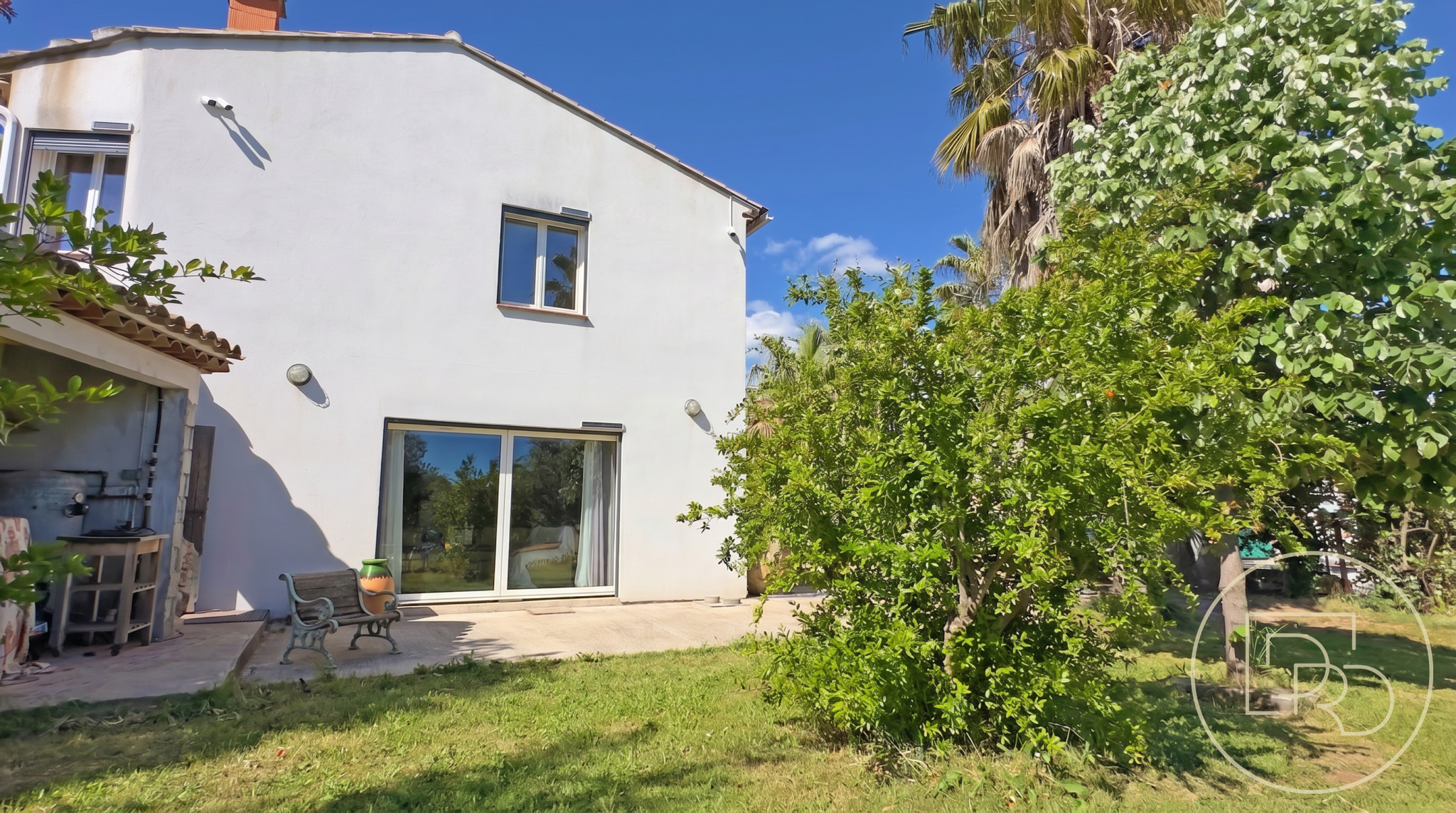 Propriété à Carnoules avec piscine, pool house et terrain constructible