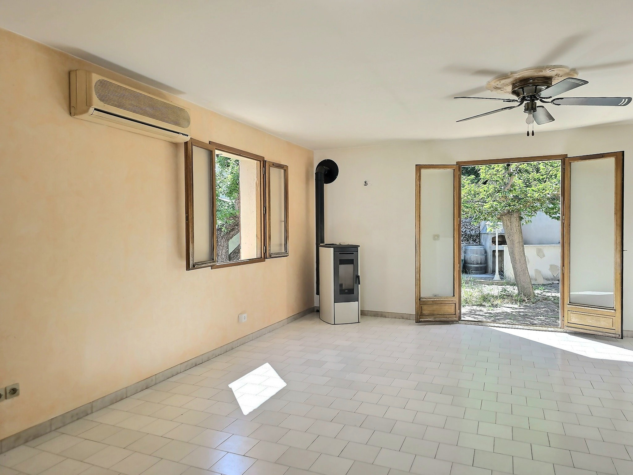 Maison de plain pied et Garage