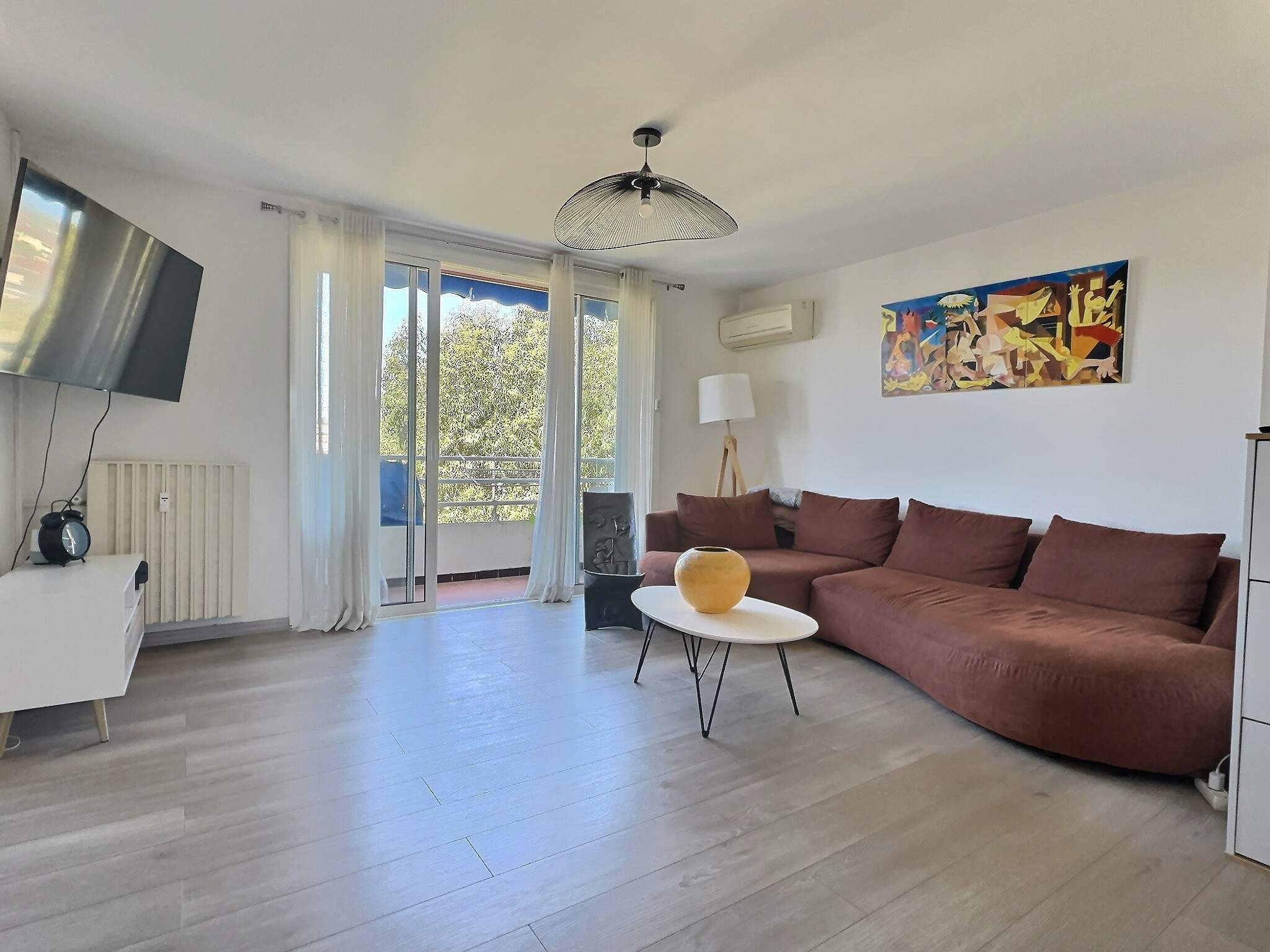 Appartement T5 92m2- Dernier étage – Ascenseur – Balcon