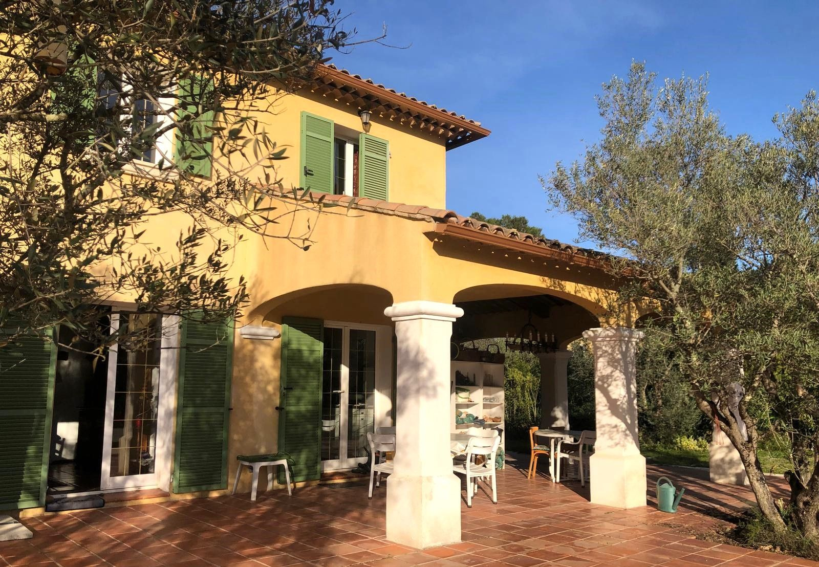 Villa Provençale 9 P / 6 Ch (SH 218 m2) au CANNET DES MAURES
