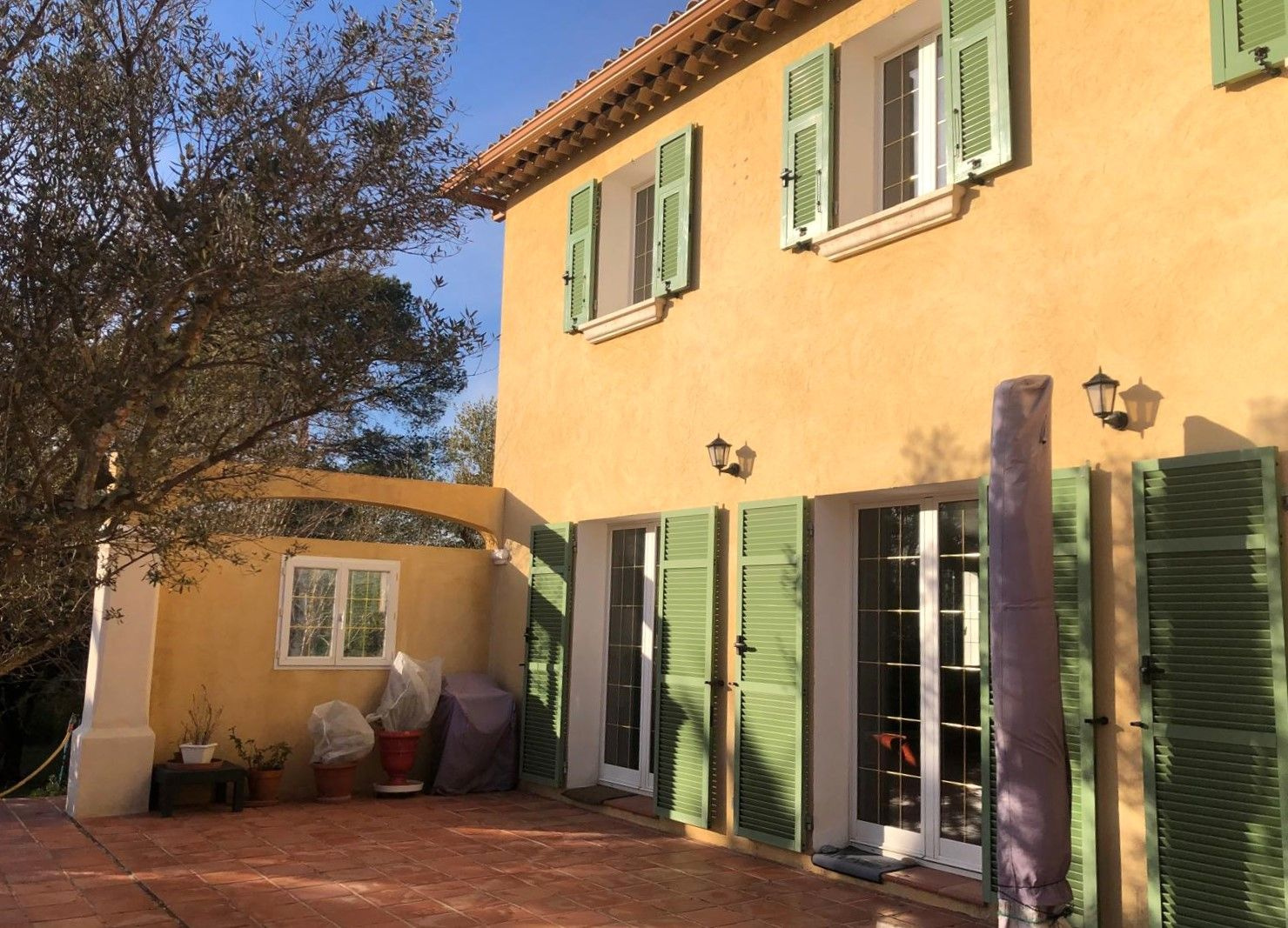 Villa Provençale 9 P / 6 Ch (SH 218 m2) au CANNET DES MAURES