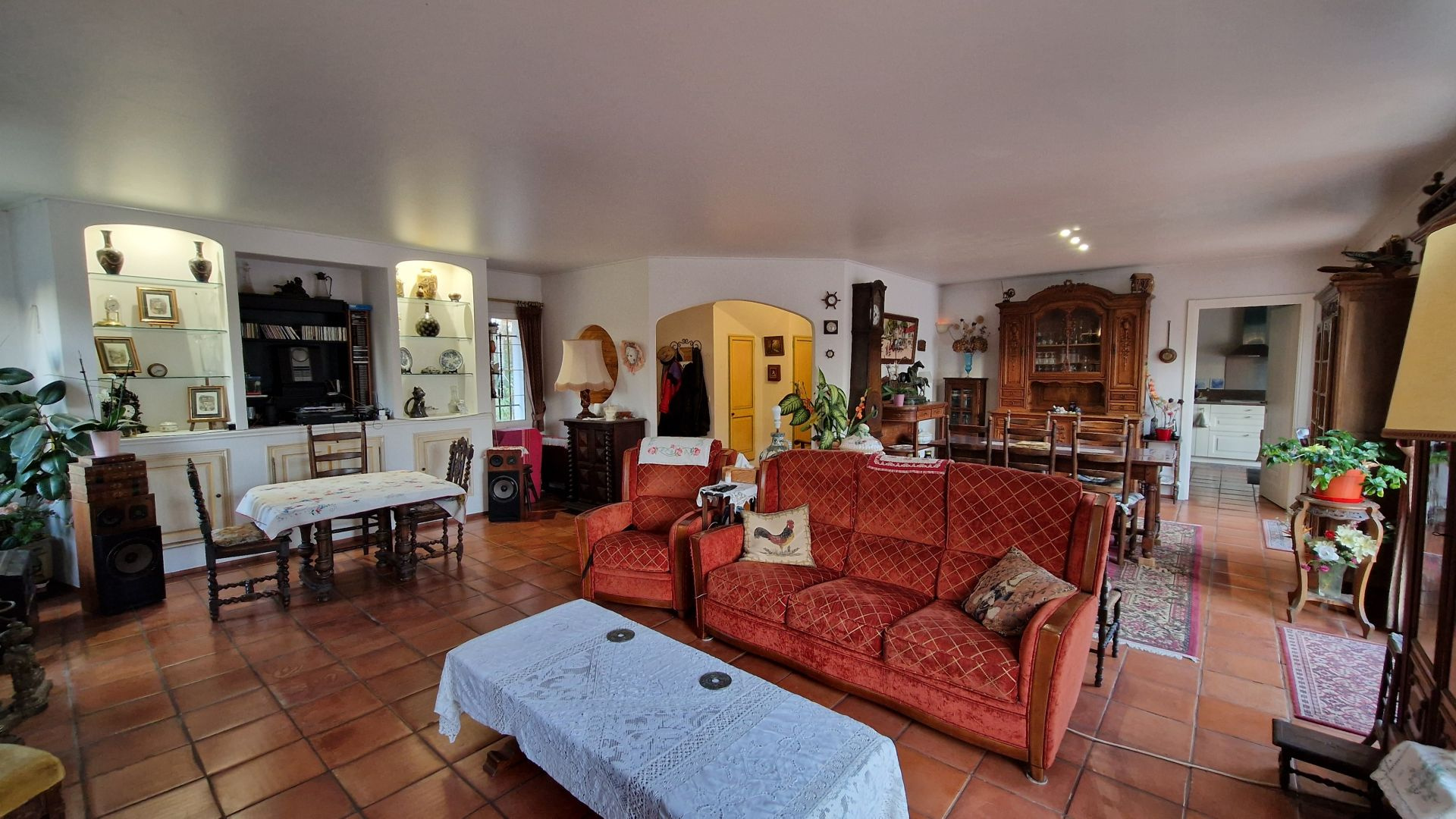 Villa Provençale 9 P / 6 Ch (SH 218 m2) au CANNET DES MAURES