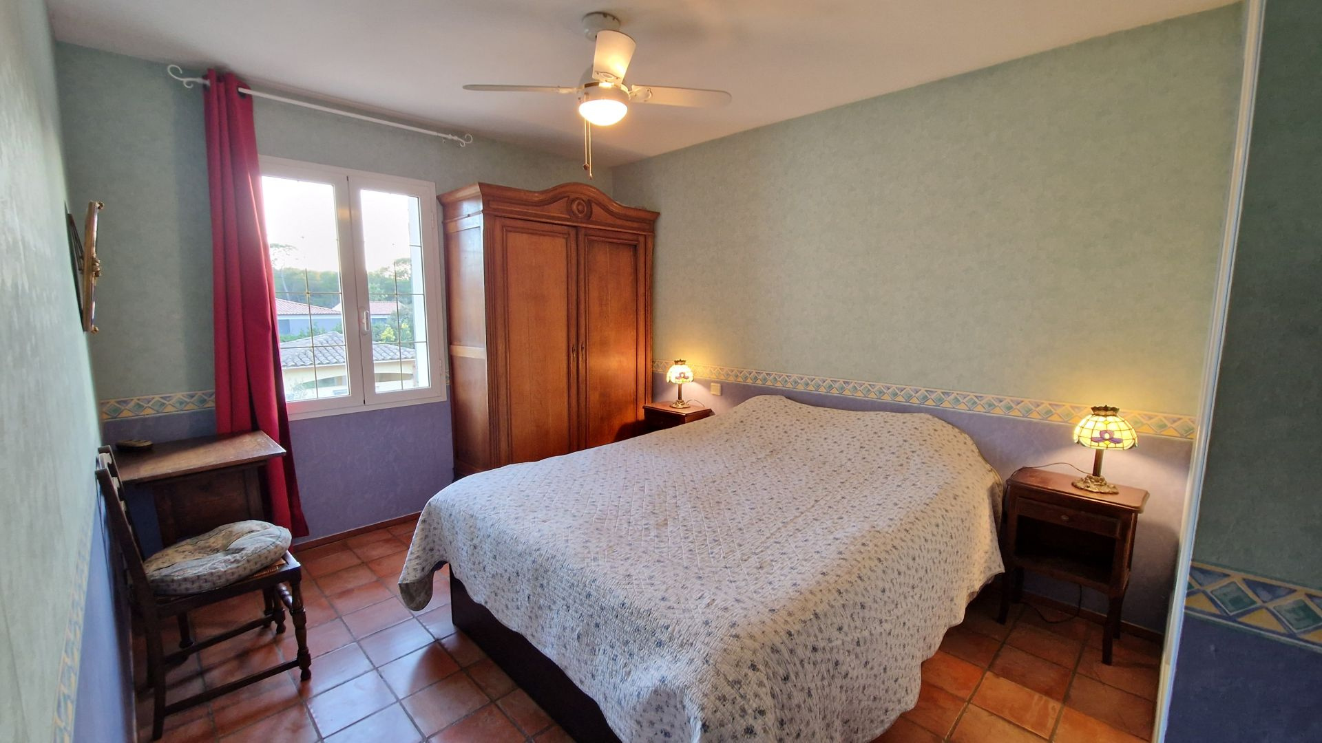 Villa Provençale 9 P / 6 Ch (SH 218 m2) au CANNET DES MAURES