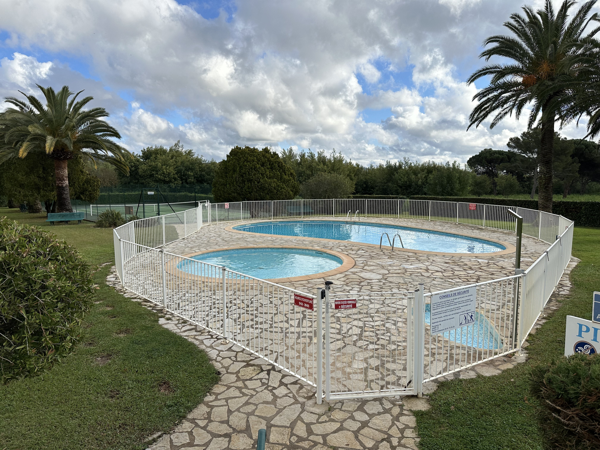 JOLI T3 DANS RESIDENCE EXCEPTIONNELLE