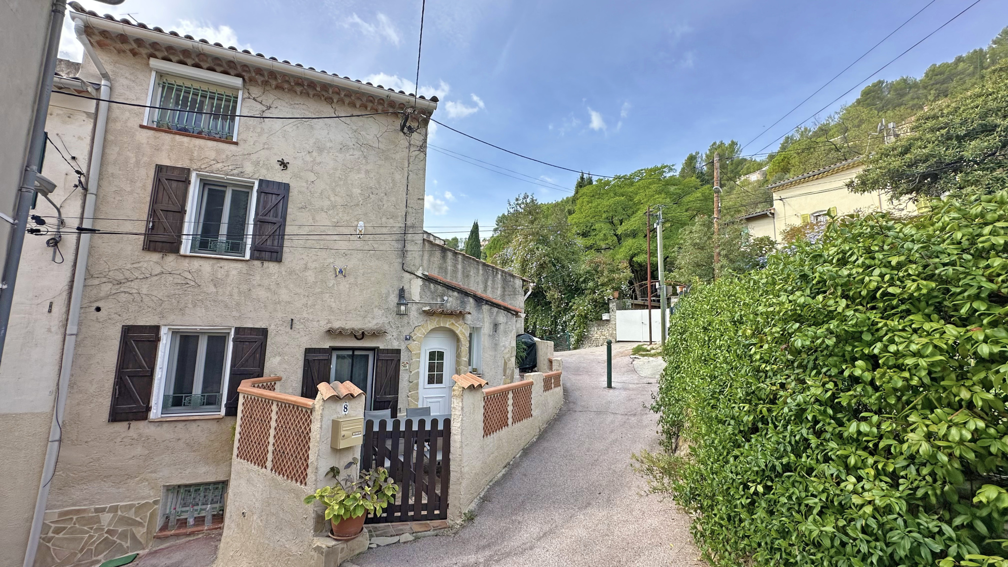 Maison 3 chambres   Garage – Parking – 115 m2