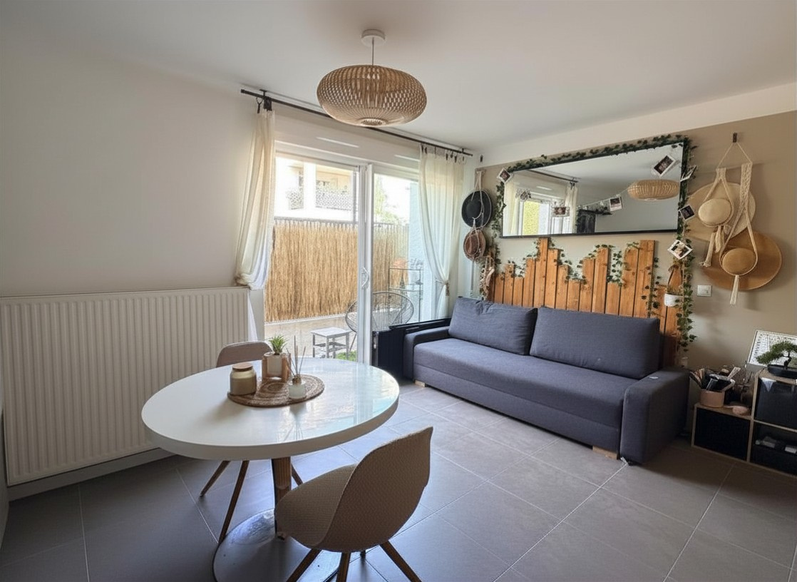 Studio avec piscine et stationnement – Hyères-les-Palmiers