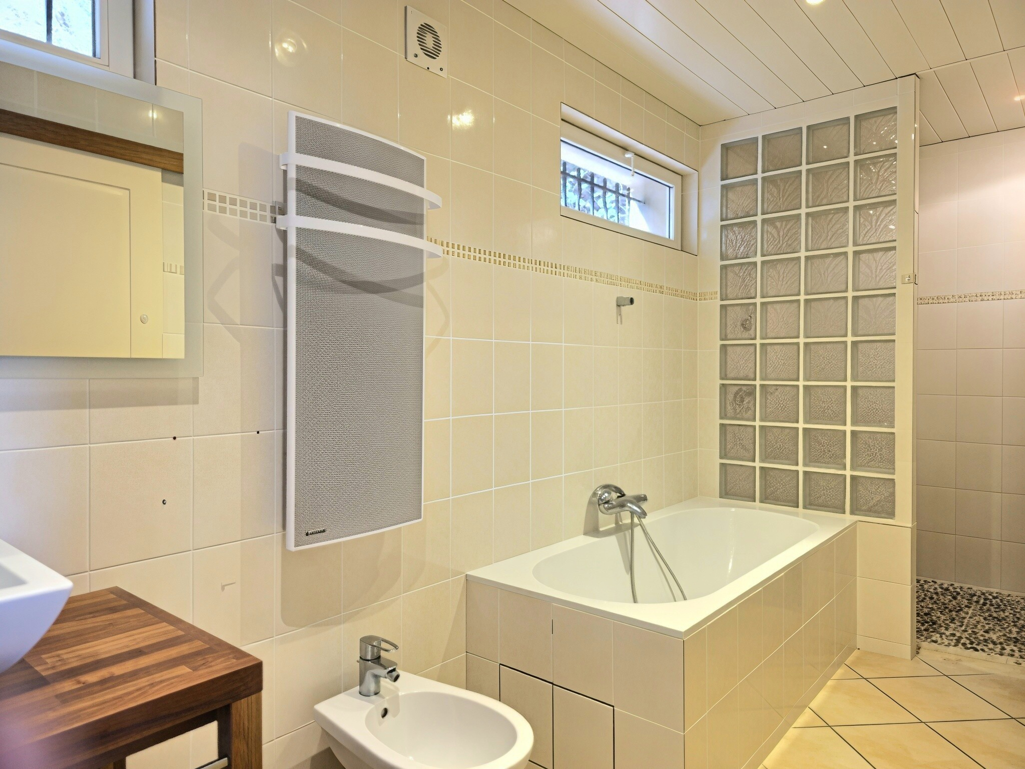 Maison individuelle avec vue dégagée jusqu&rsquo;à la mer