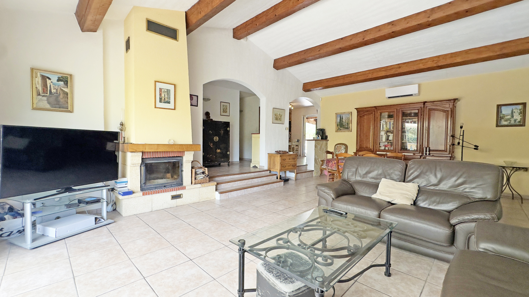 MAISON FAMILIALE AVEC PISCINE   CALME ET ESPACE SANS VIS-À-VIS