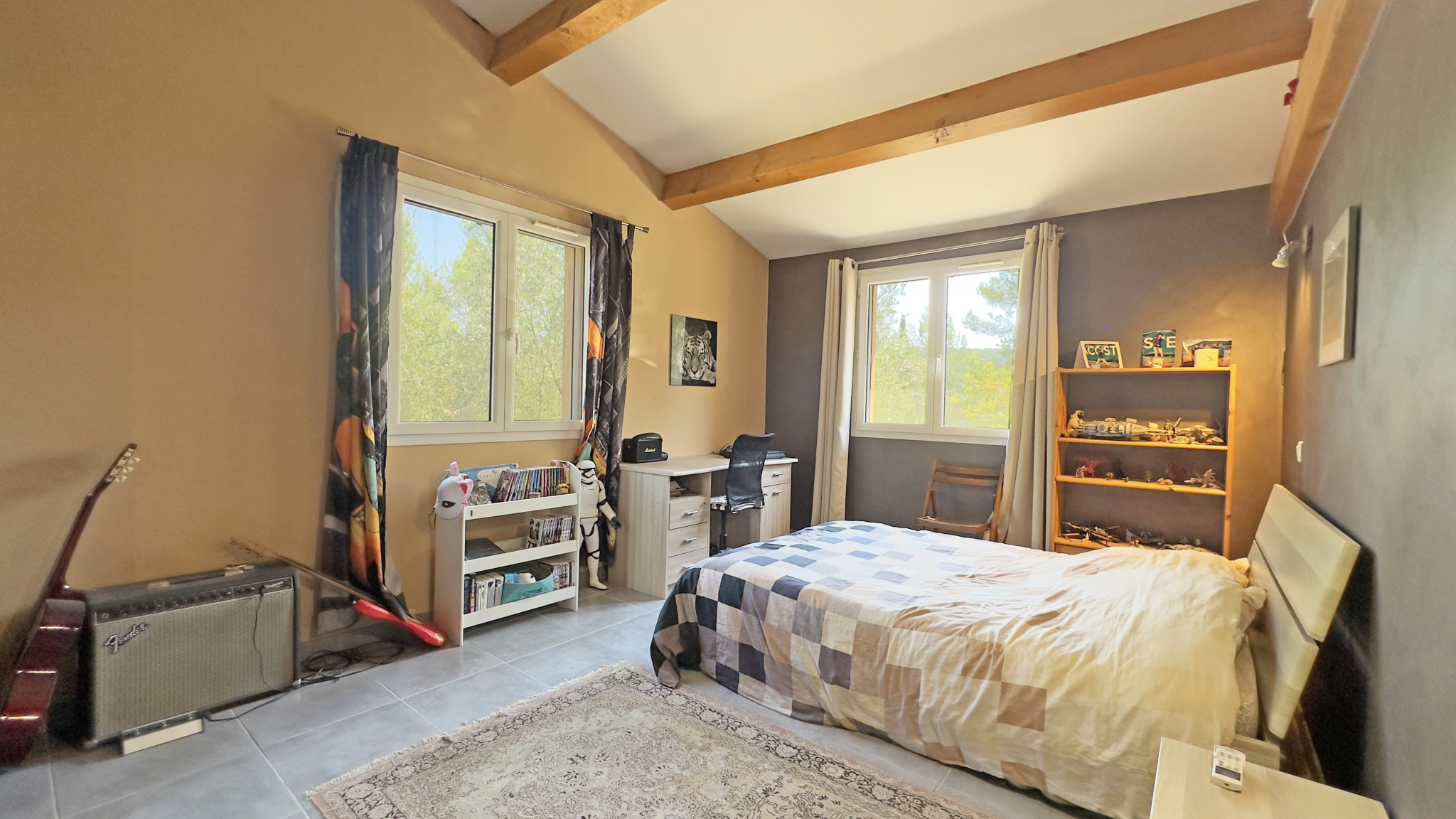 MAISON FAMILIALE AVEC PISCINE   CALME ET ESPACE SANS VIS-À-VIS