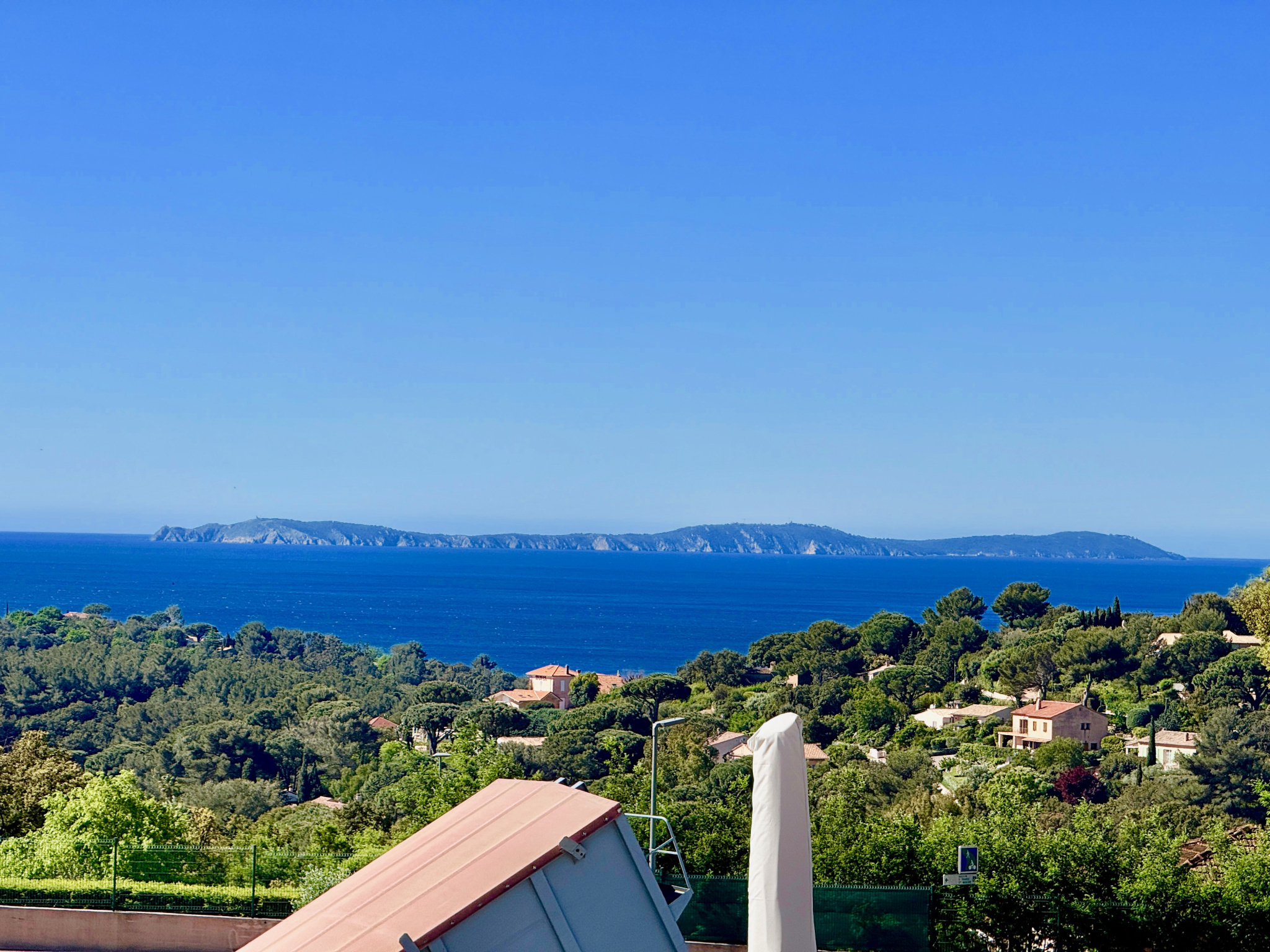 Élégant T2 avec loggia et vue mer panoramique