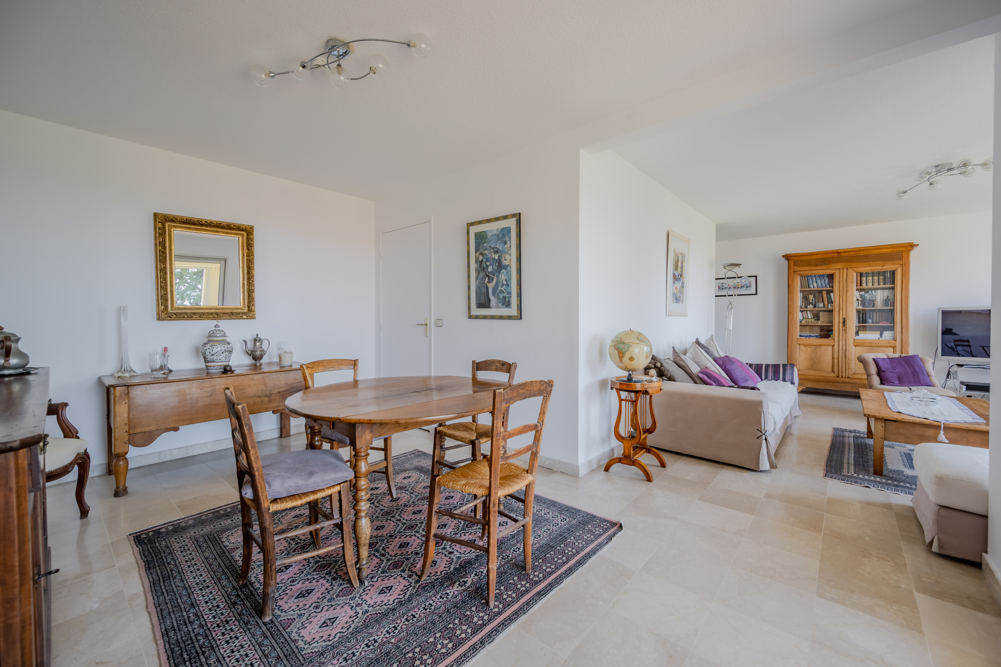 ADRESSE PRIVILEGIEE AU COEUR DE CHATEAUBRIAND …