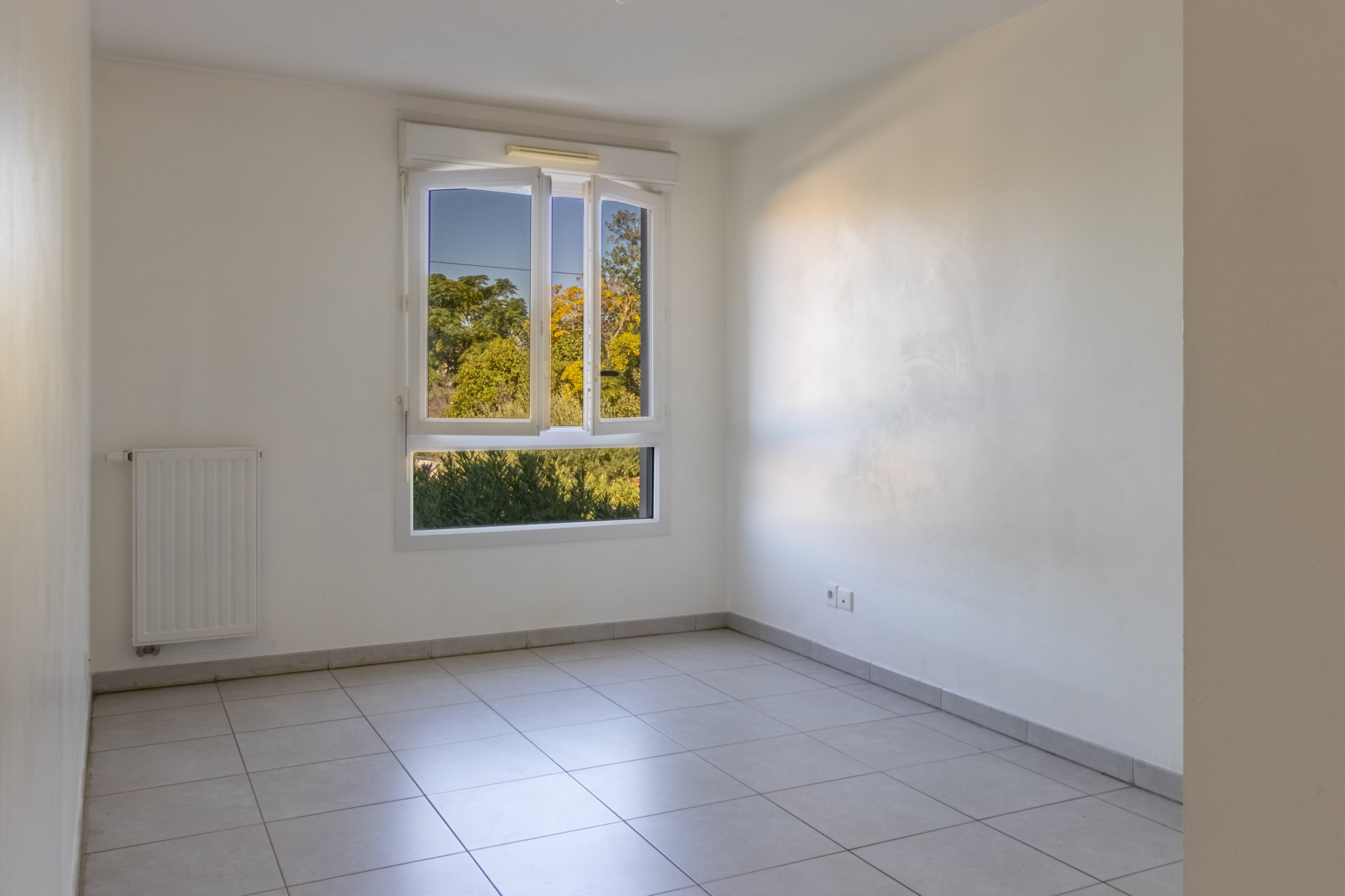 Appartement 2 pièces avec terrasse et parking