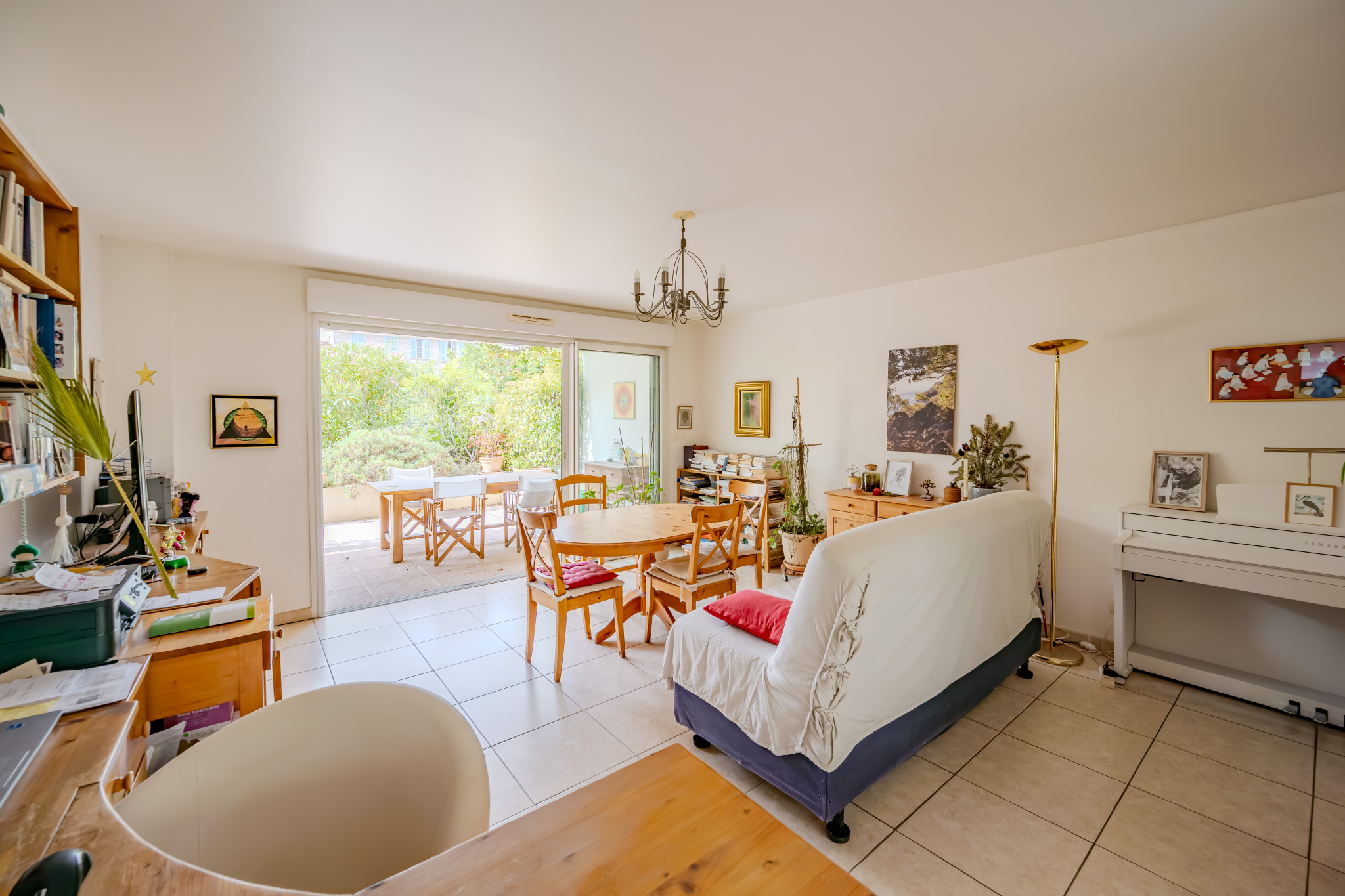 VASTE T3 DANS RESIDENCE DE STANDING …
