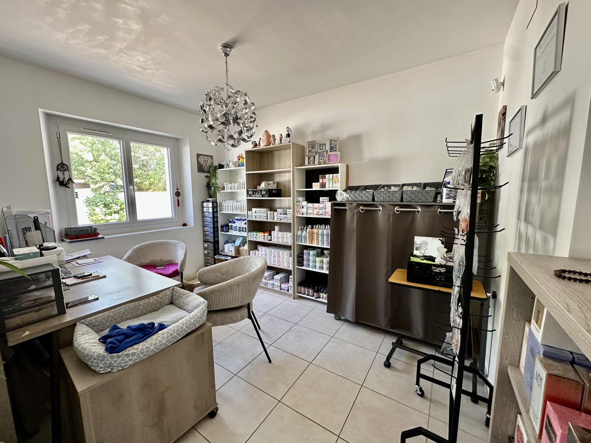 BELLE MAISON FAMILIALE T8 avec 3 logements et cours de TENNIS